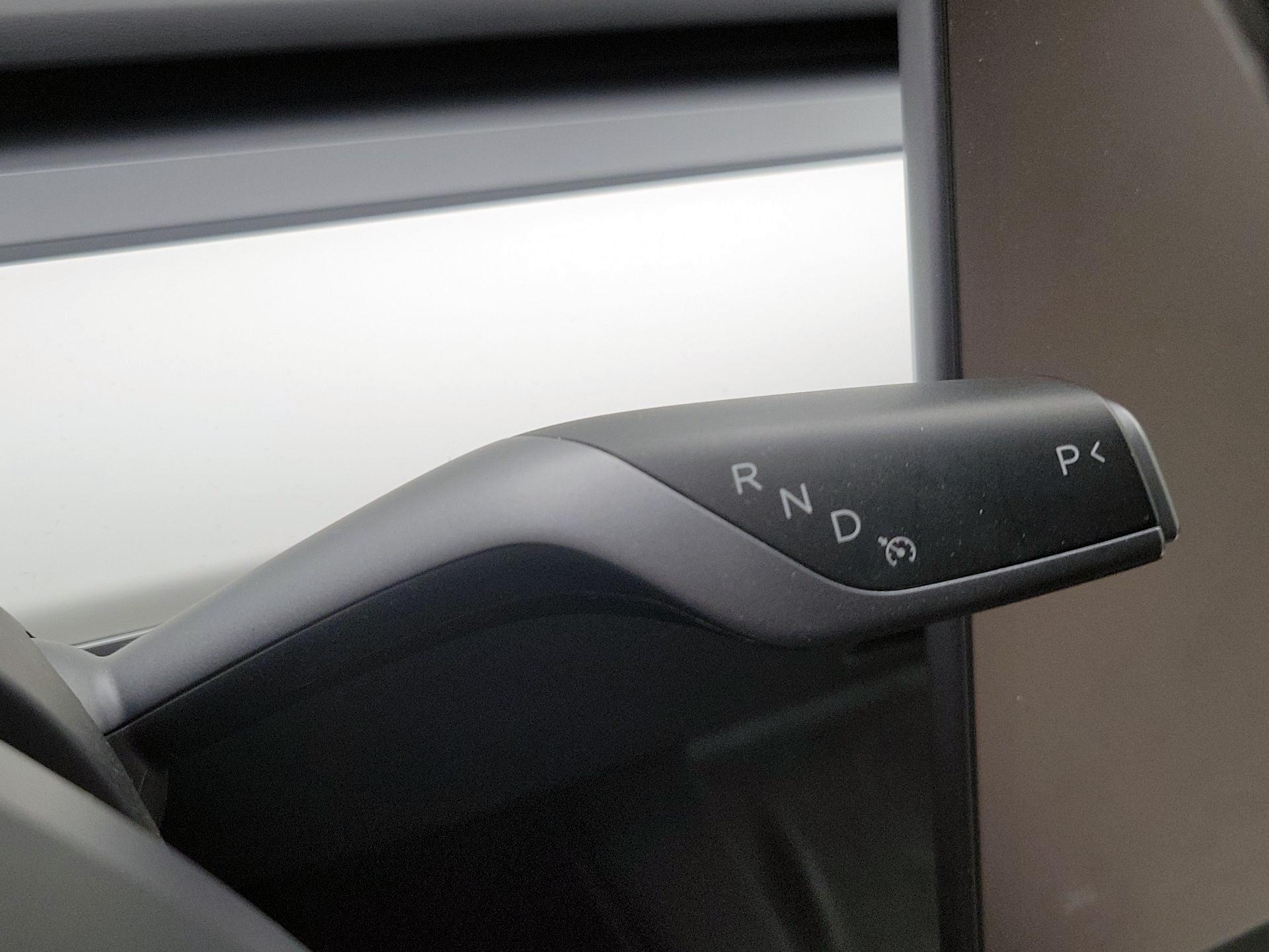 Thumbnail: 2023 Tesla Model 3 - 17