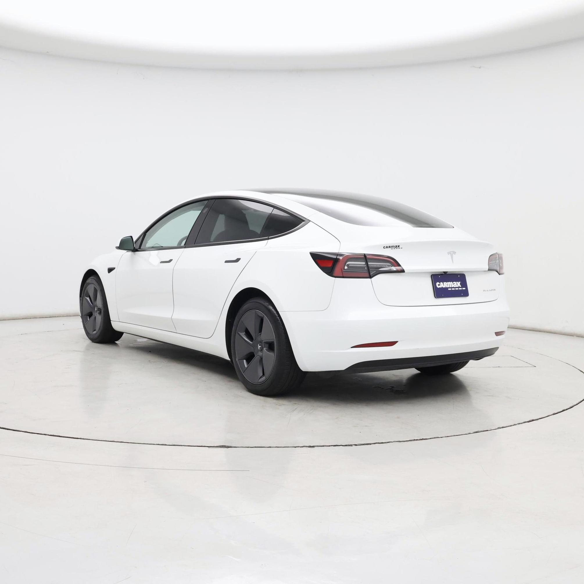 Thumbnail: 2023 Tesla Model 3 - 2