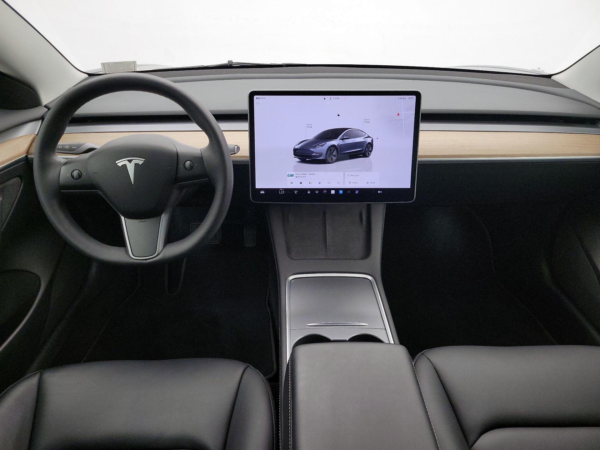 Thumbnail: 2022 Tesla Model 3 - 9