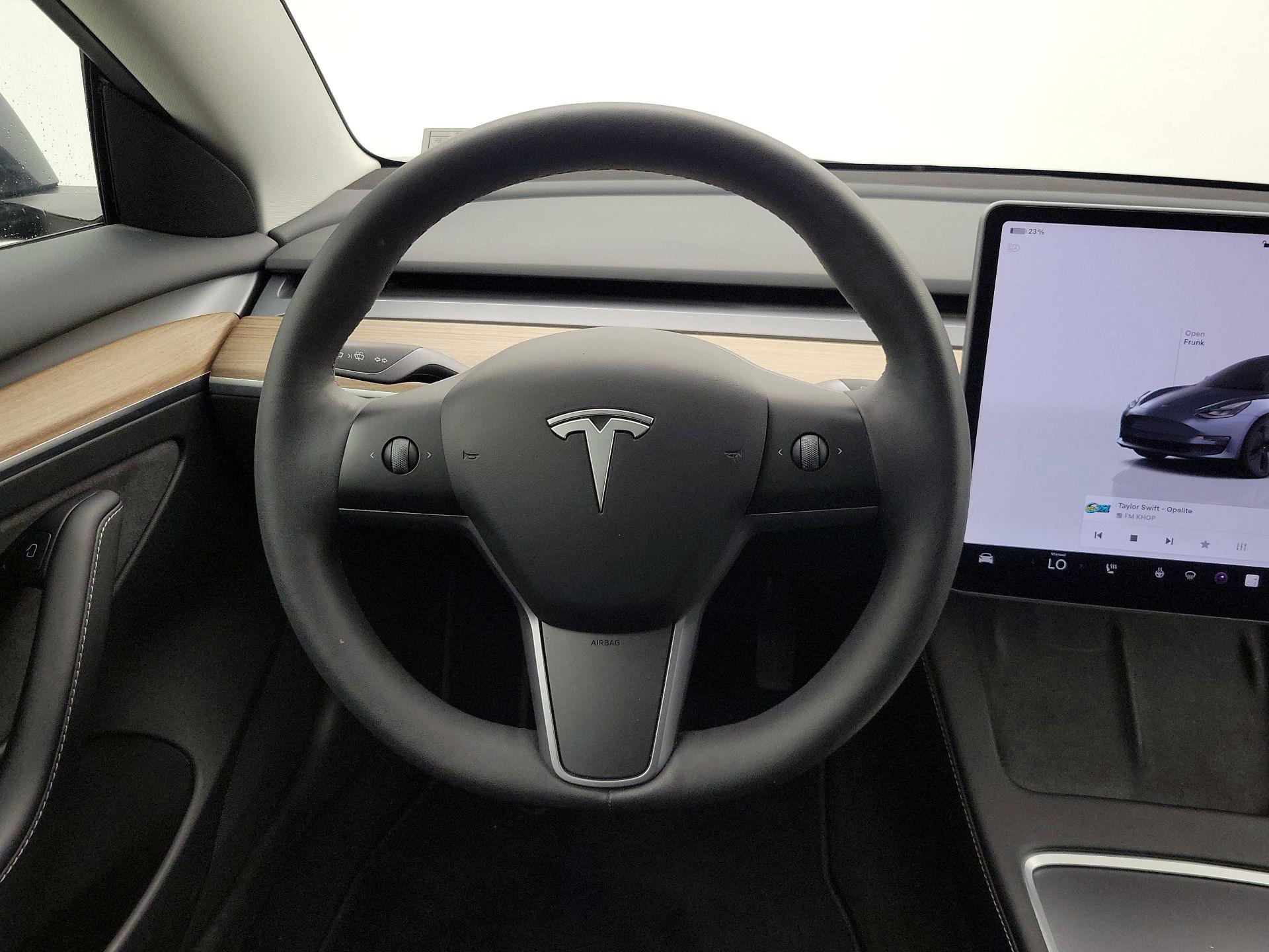 Thumbnail: 2022 Tesla Model 3 - 10