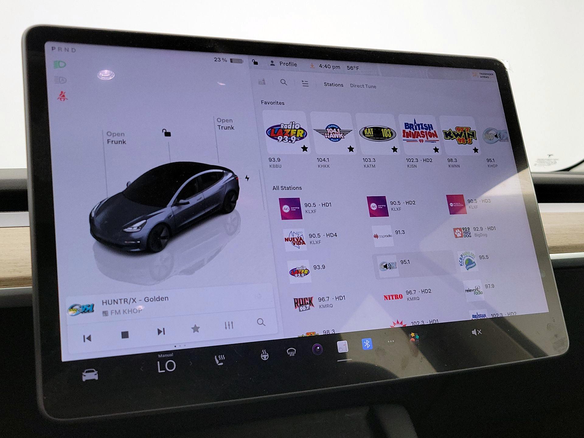 Thumbnail: 2022 Tesla Model 3 - 15