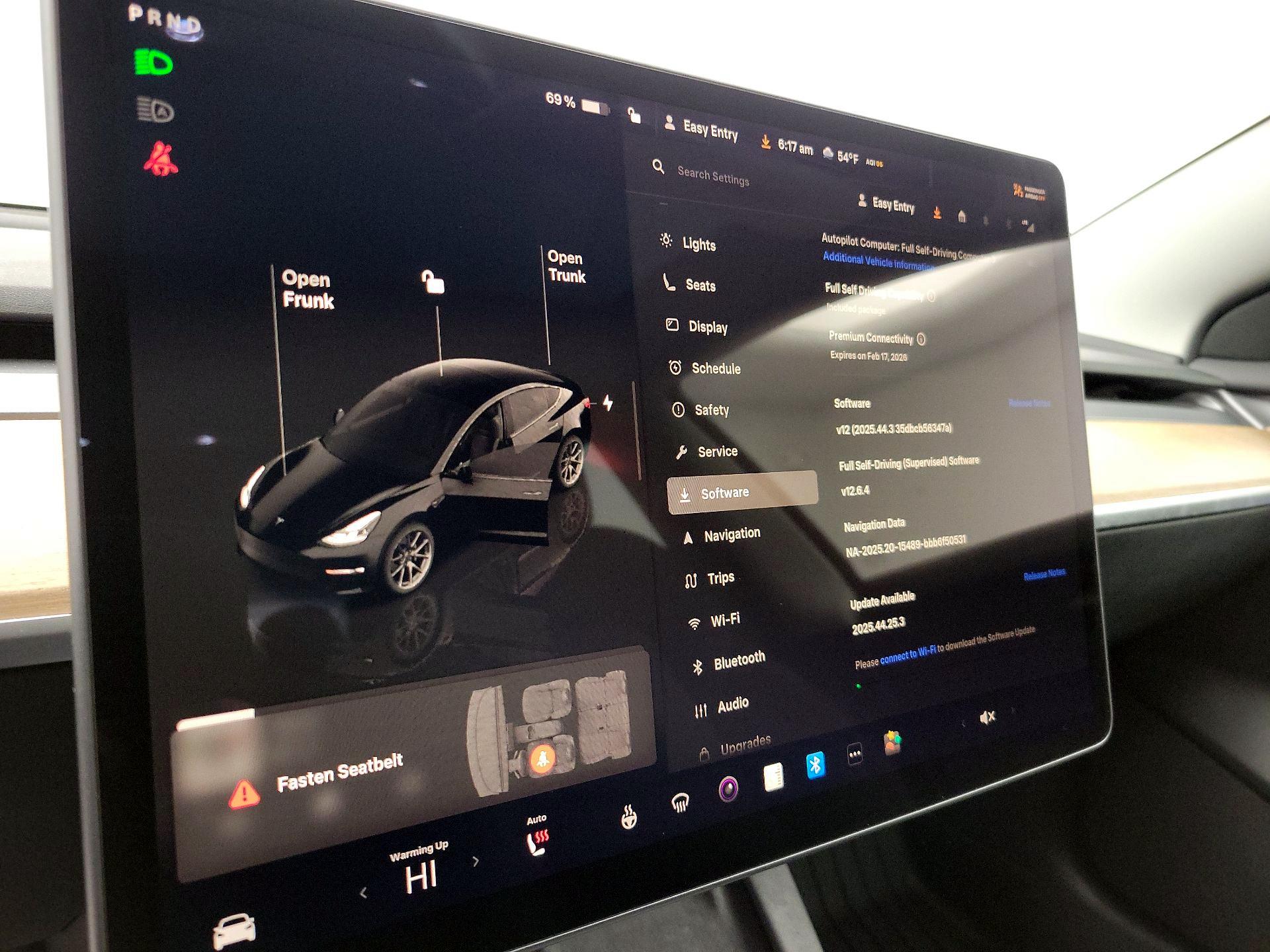 Thumbnail: 2023 Tesla Model 3 - 13