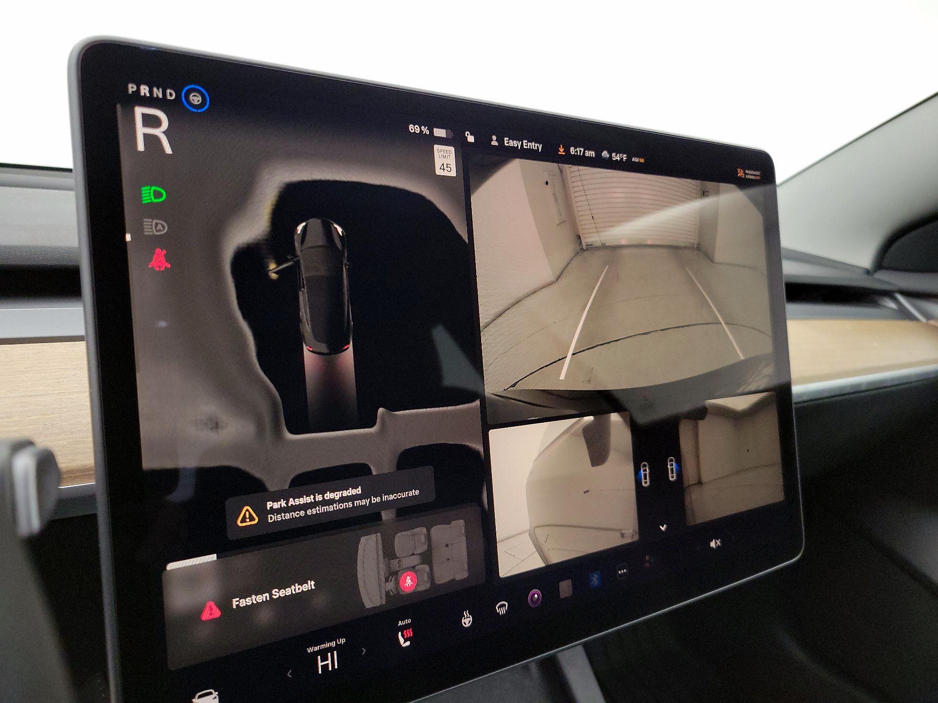 Thumbnail: 2023 Tesla Model 3 - 14