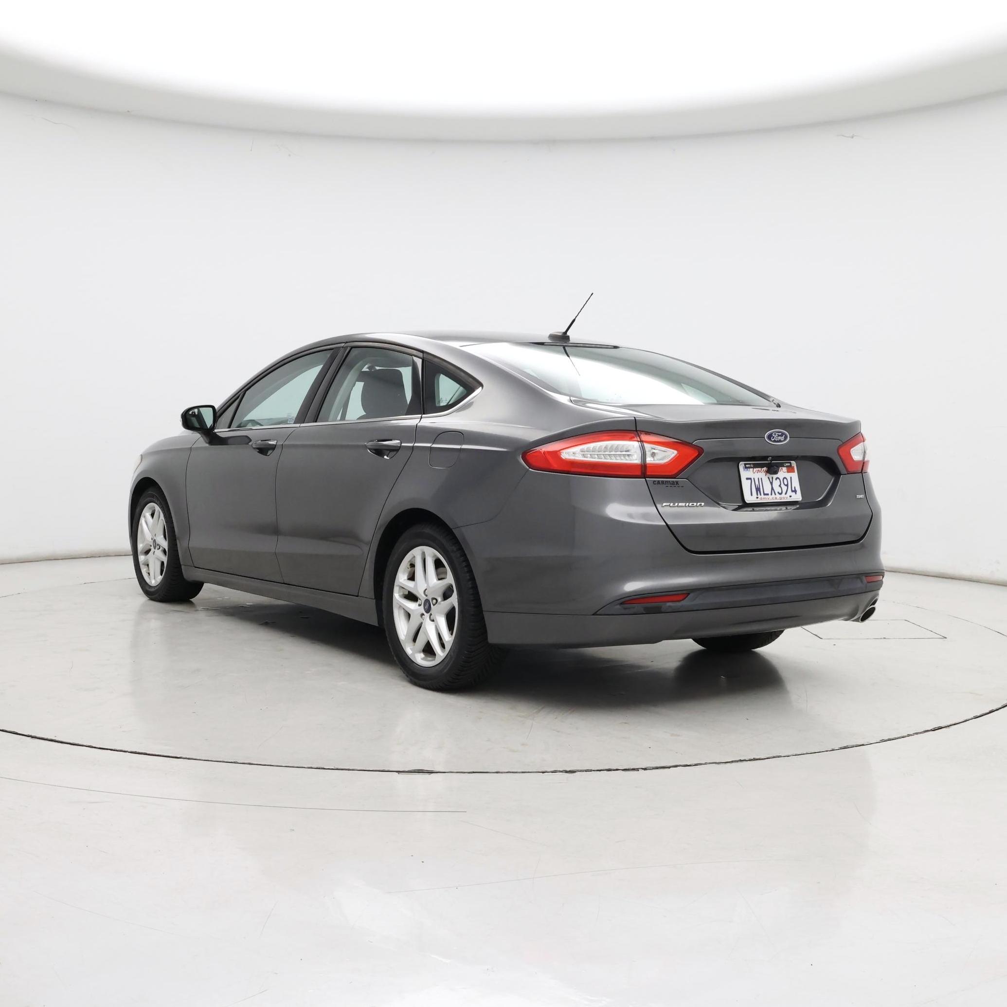 Thumbnail: 2015 Ford Fusion - 2
