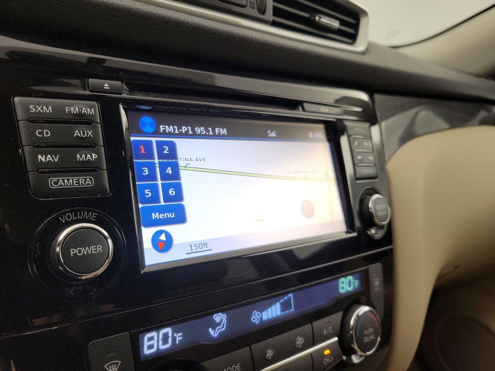 Thumbnail: 2016 Nissan Rogue - 14