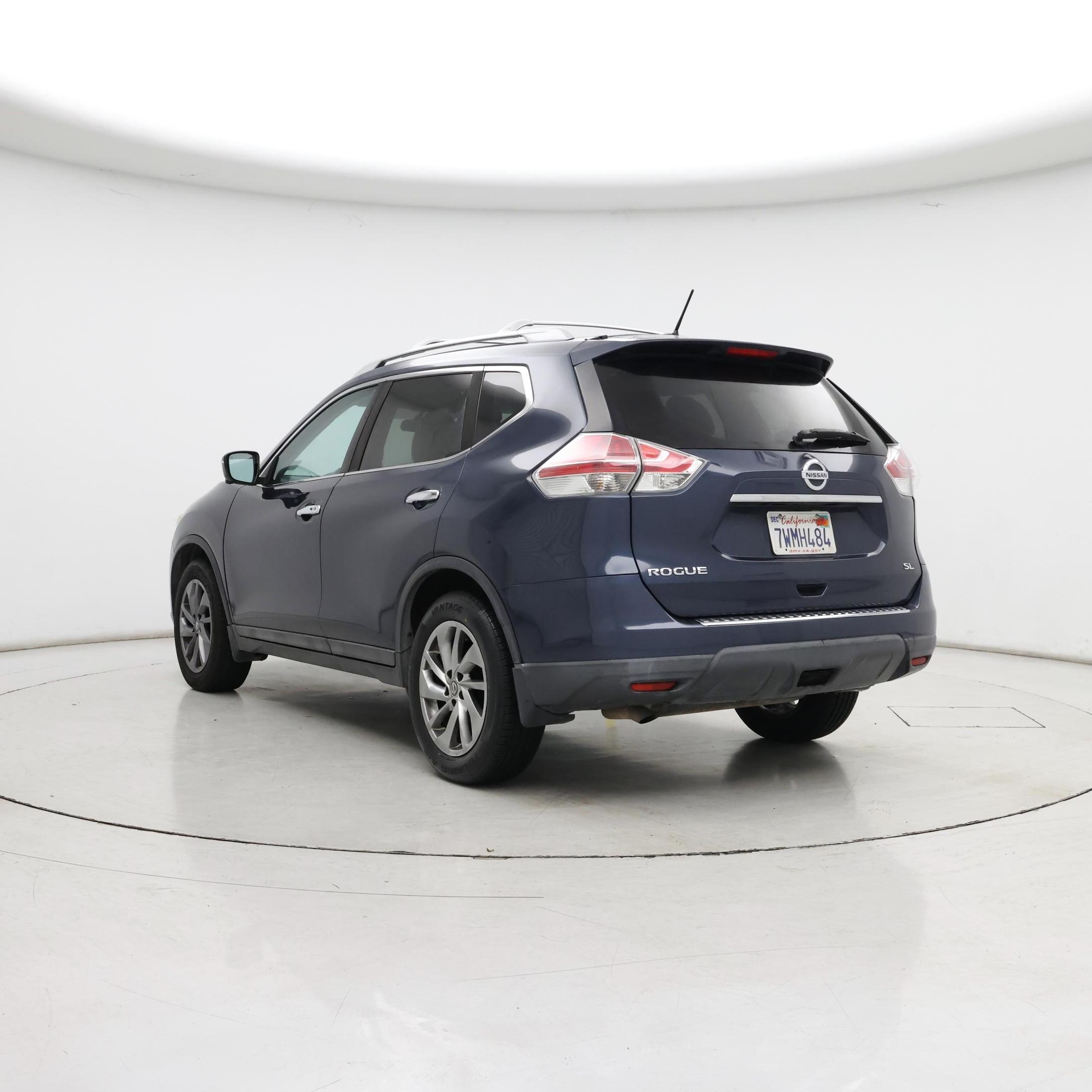 Thumbnail: 2016 Nissan Rogue - 2
