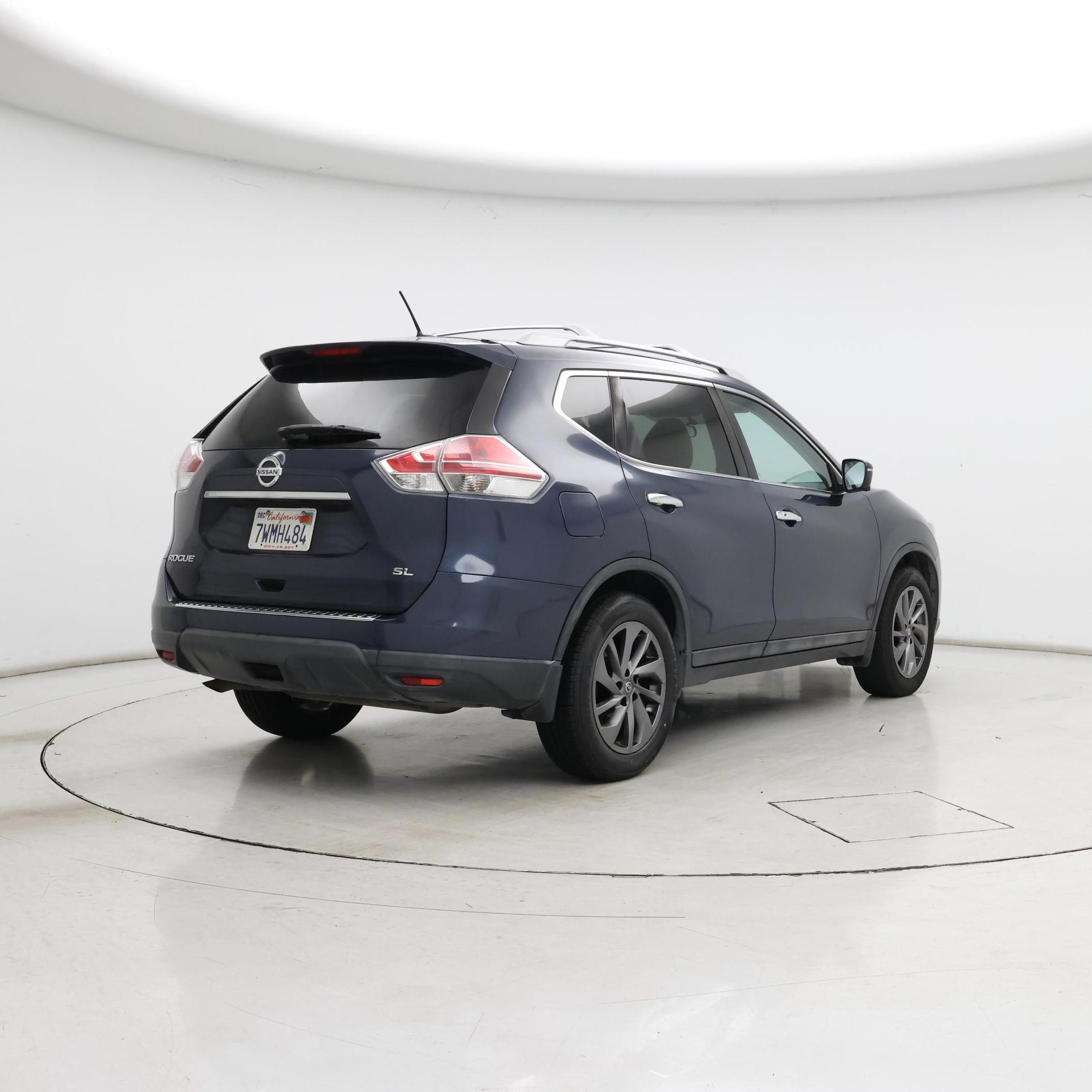 Thumbnail: 2016 Nissan Rogue - 8