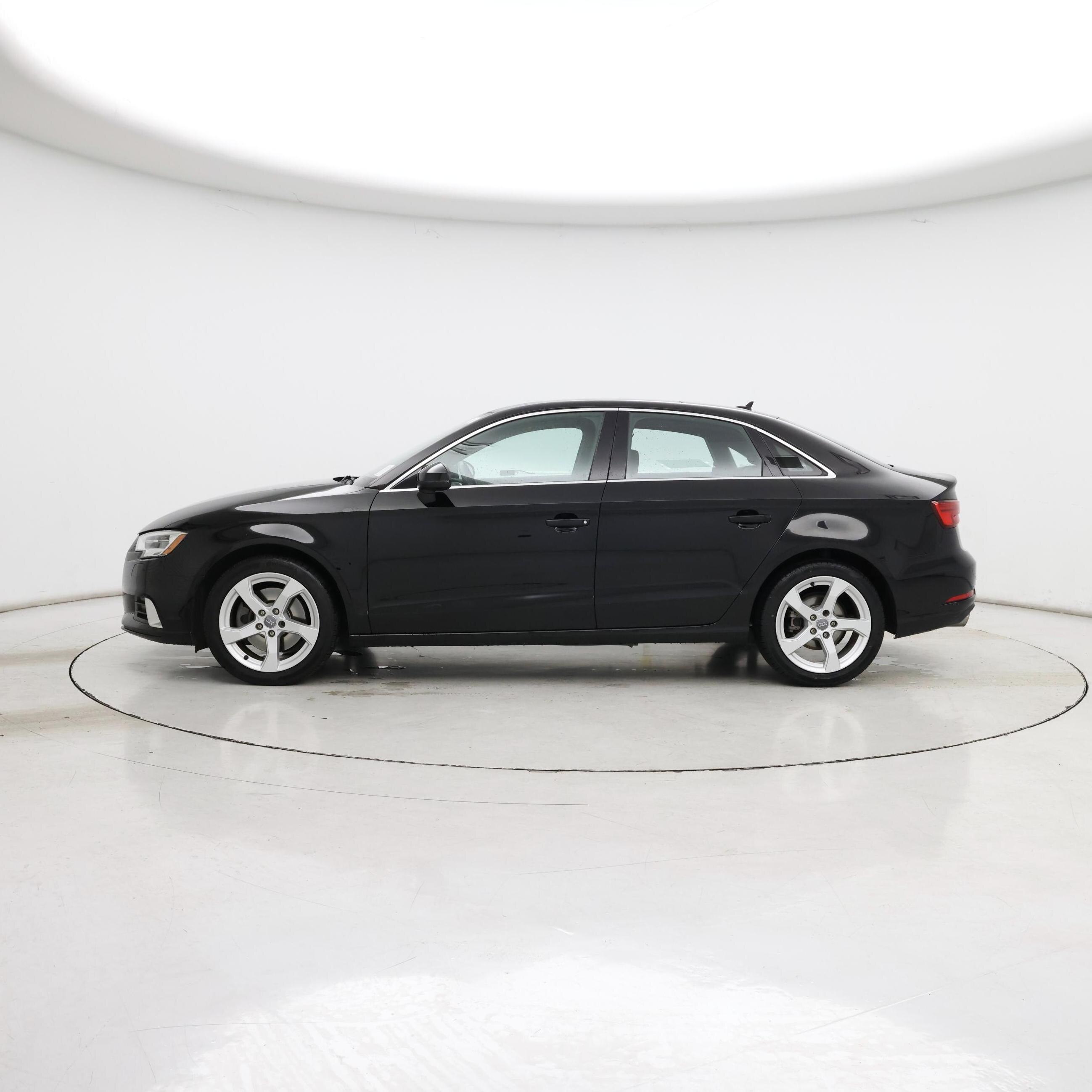 Thumbnail: 2019 Audi A3 - 3