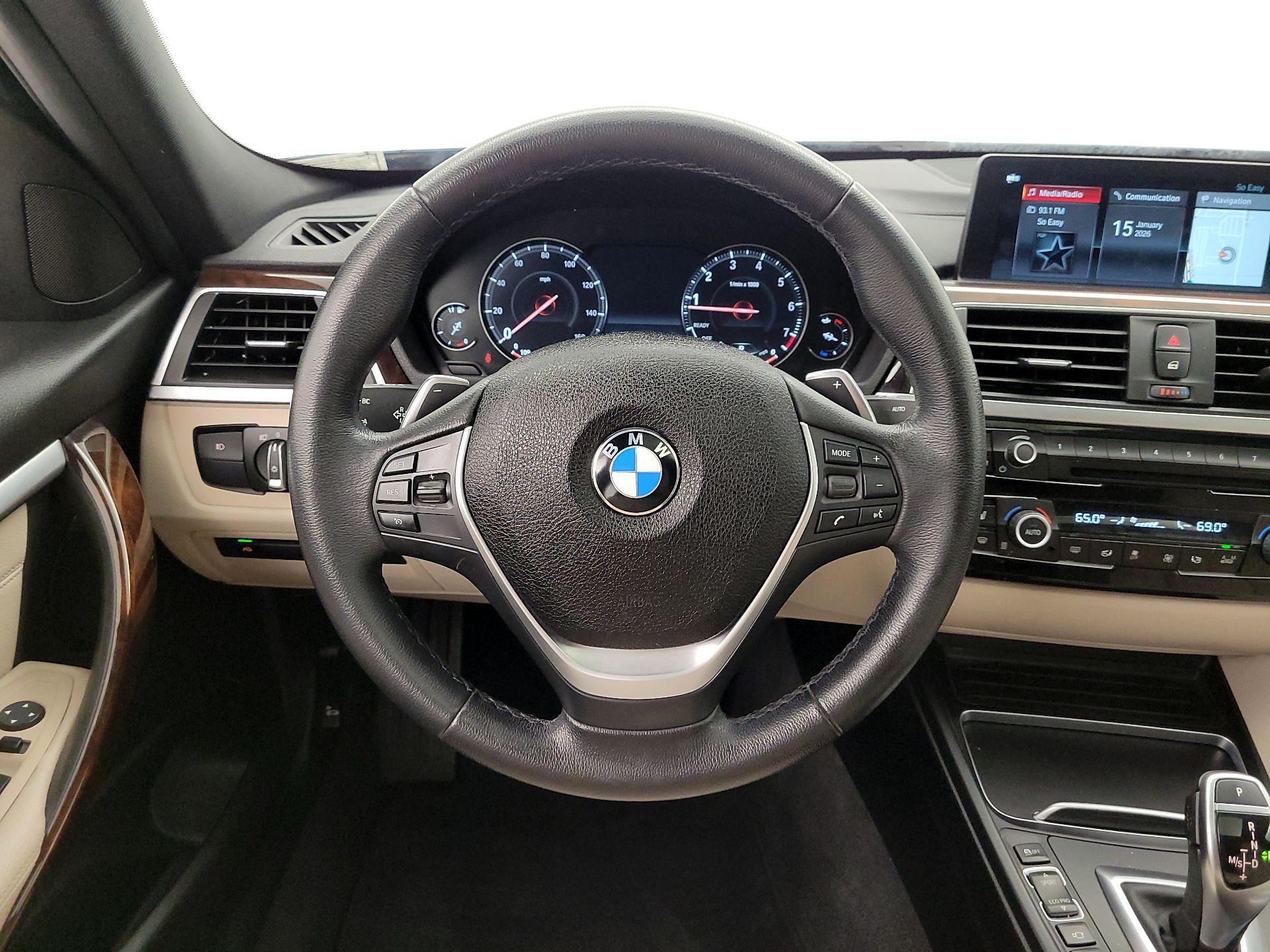 Thumbnail: 2018 BMW 3 Series - 10