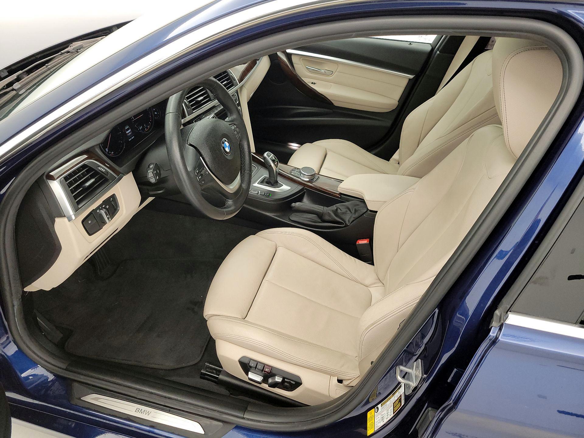 Thumbnail: 2018 BMW 3 Series - 11