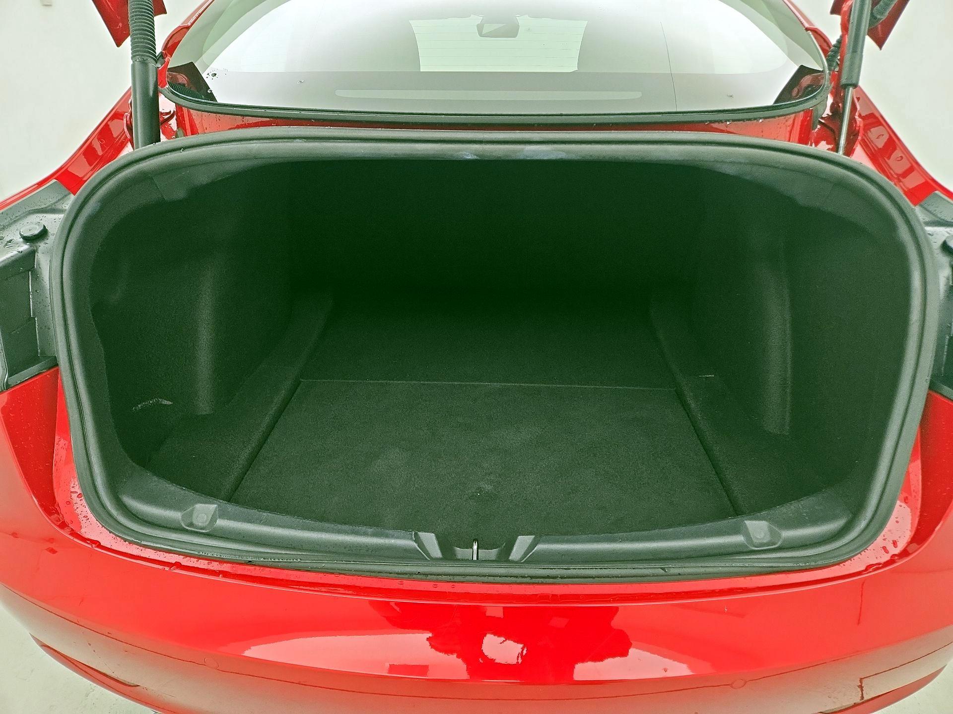 Thumbnail: 2021 Tesla Model 3 - 19