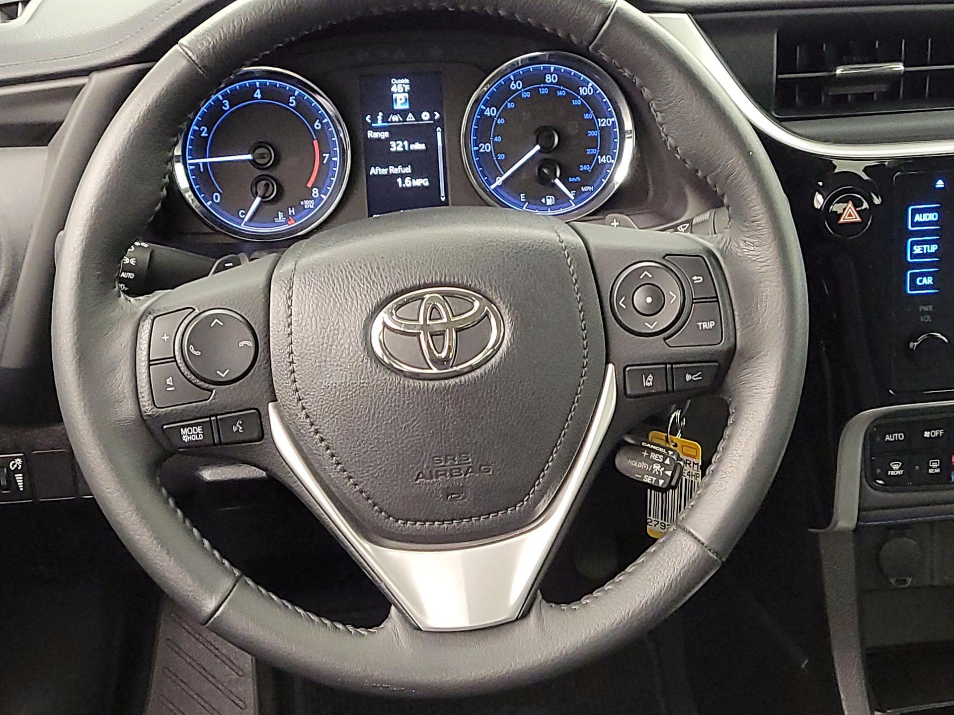 Thumbnail: 2017 Toyota Corolla - 10