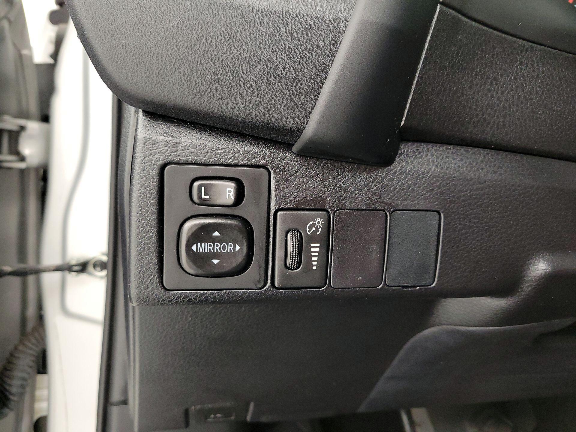 Thumbnail: 2017 Toyota Corolla - 13