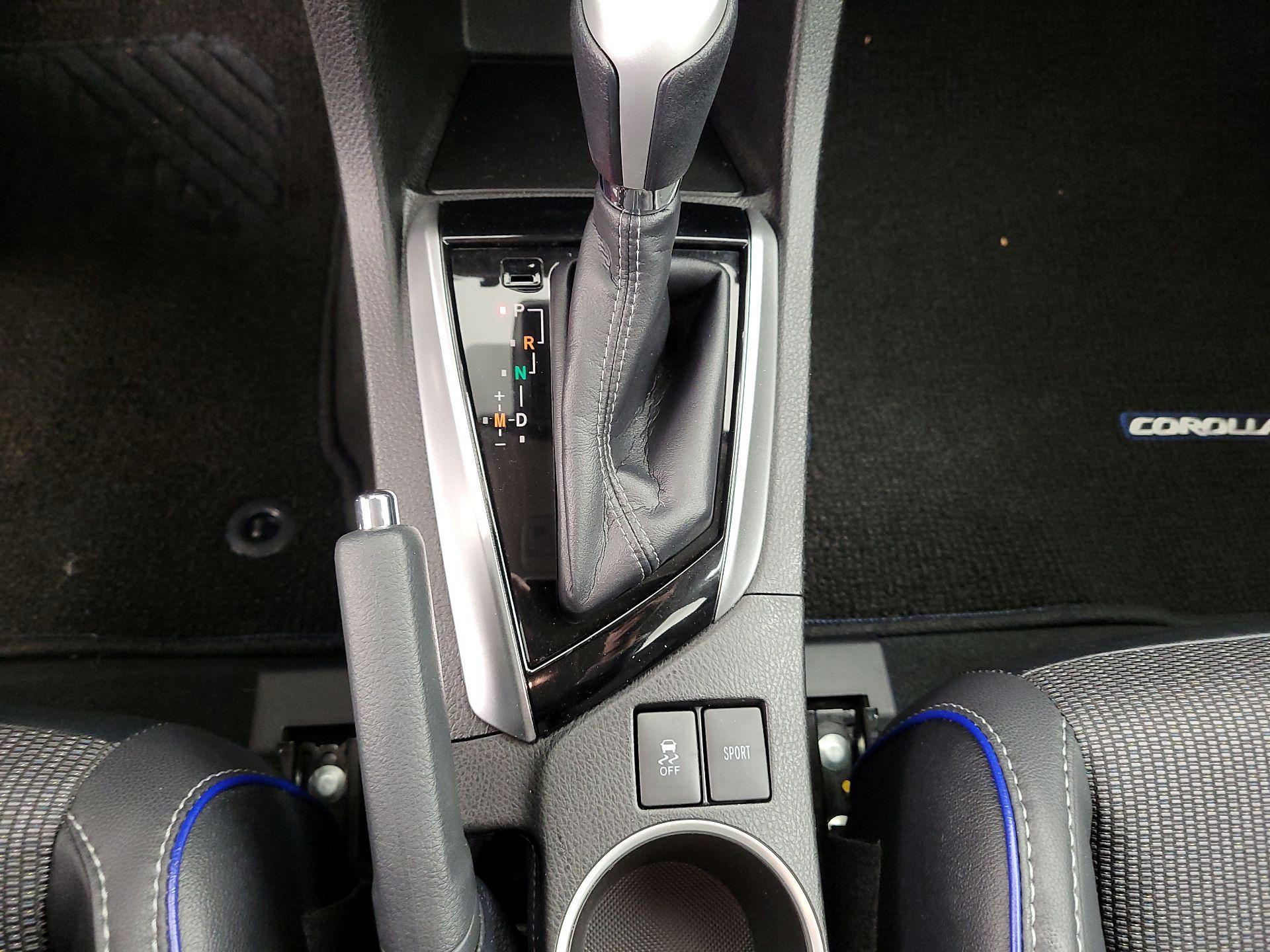 Thumbnail: 2017 Toyota Corolla - 17