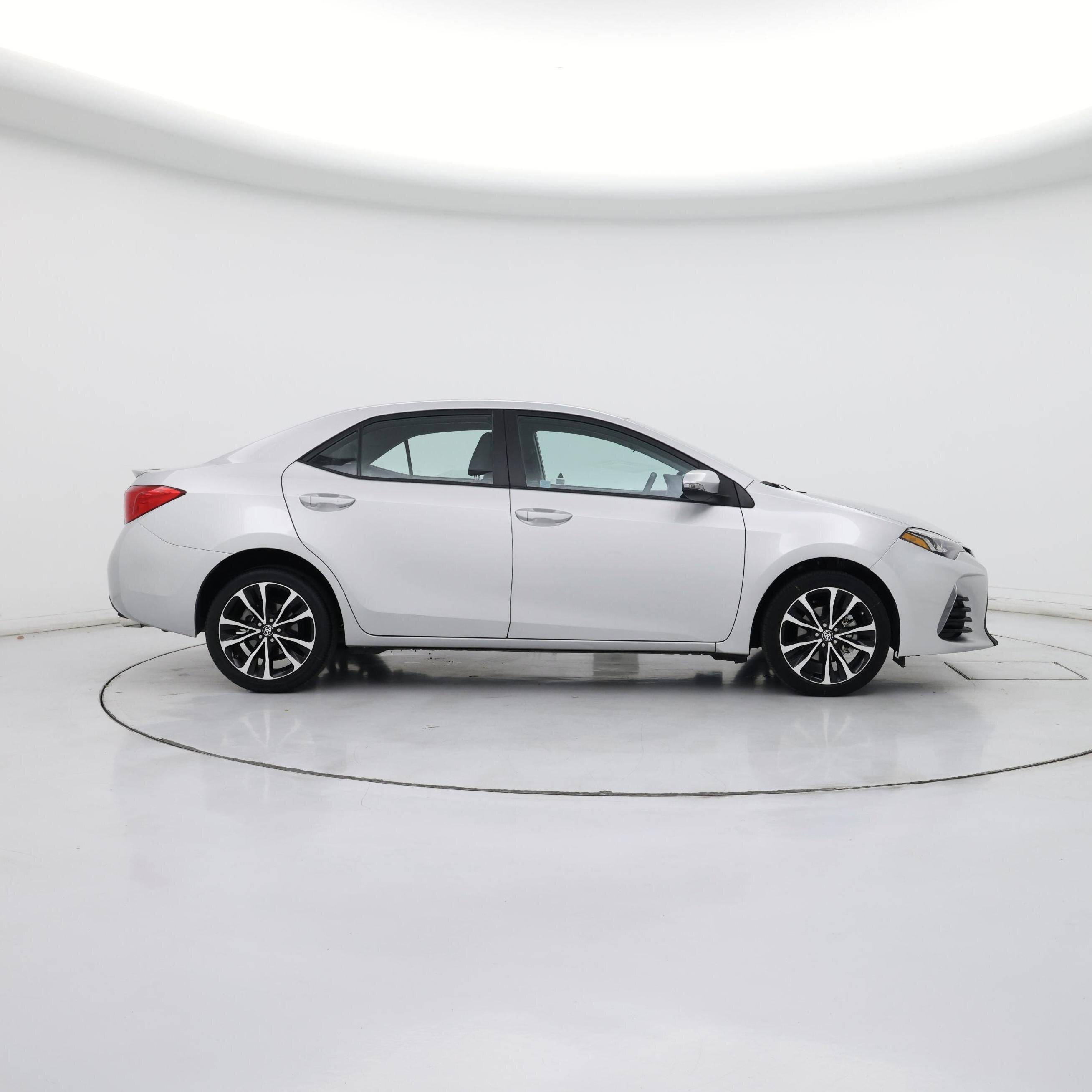 Thumbnail: 2017 Toyota Corolla - 7