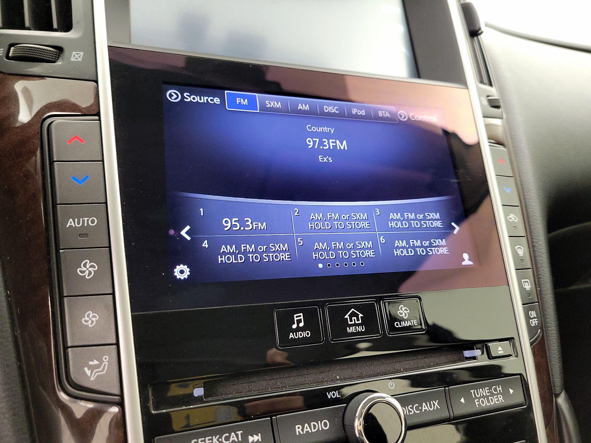 Thumbnail: 2014 INFINITI Q50 - 16