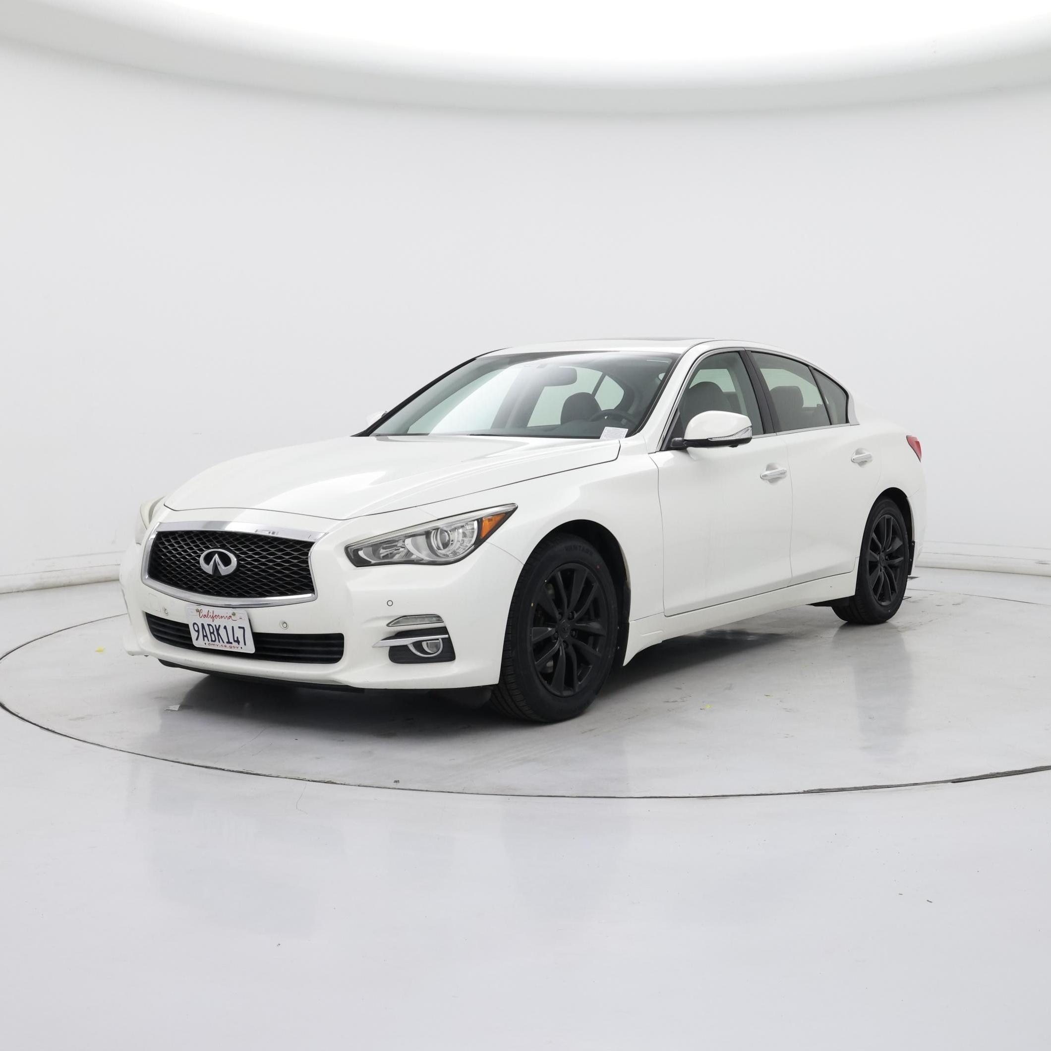 Thumbnail: 2014 INFINITI Q50 - 4