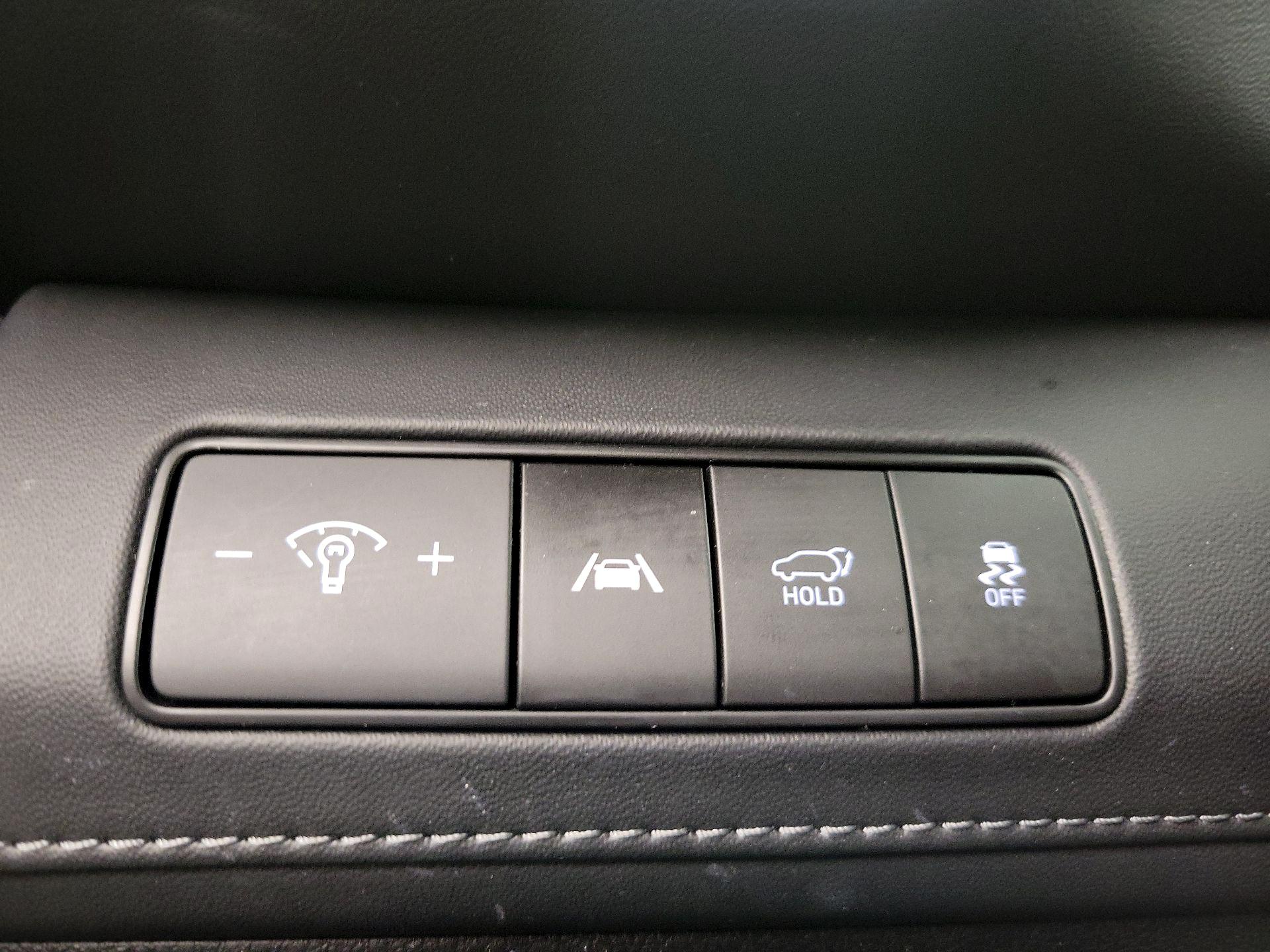 Thumbnail: 2022 Hyundai Santa Fe - 13