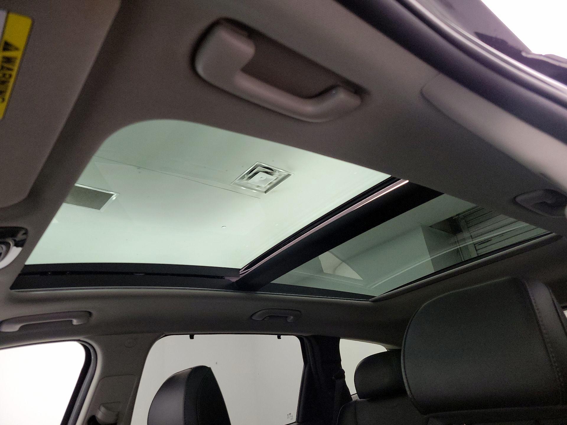 Thumbnail: 2022 Hyundai Santa Fe - 20