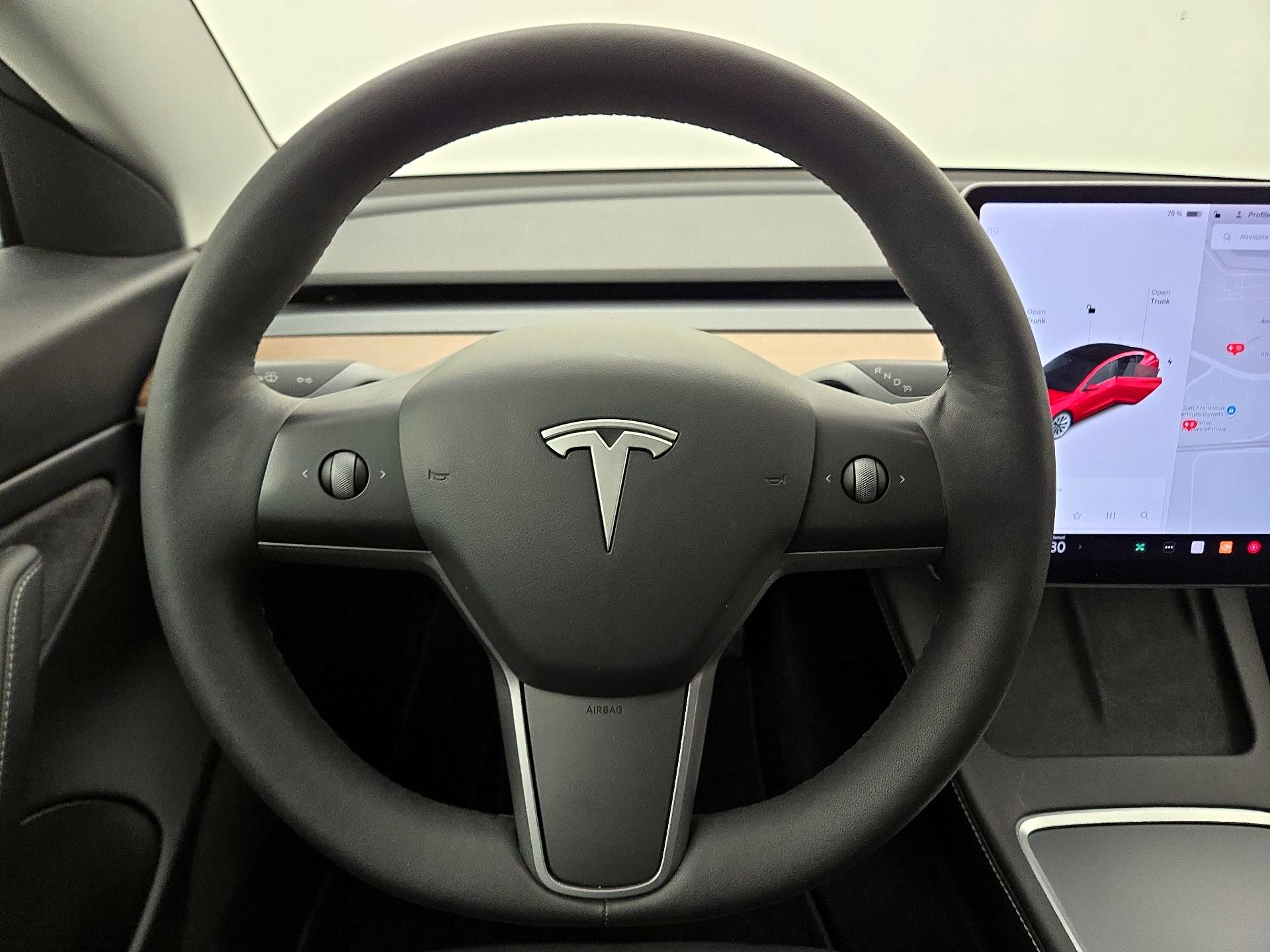 Thumbnail: 2021 Tesla Model 3 - 10