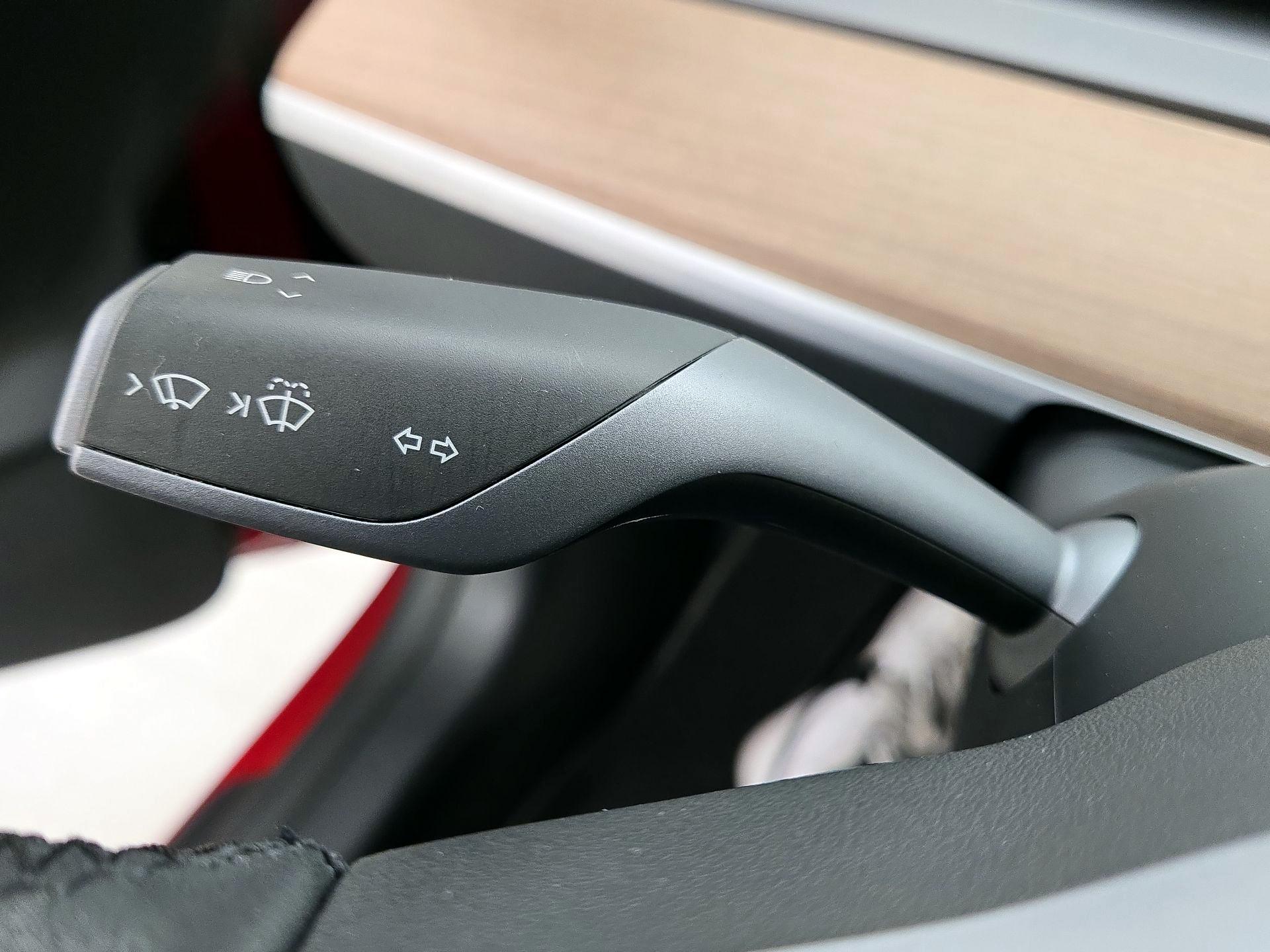 Thumbnail: 2021 Tesla Model 3 - 13