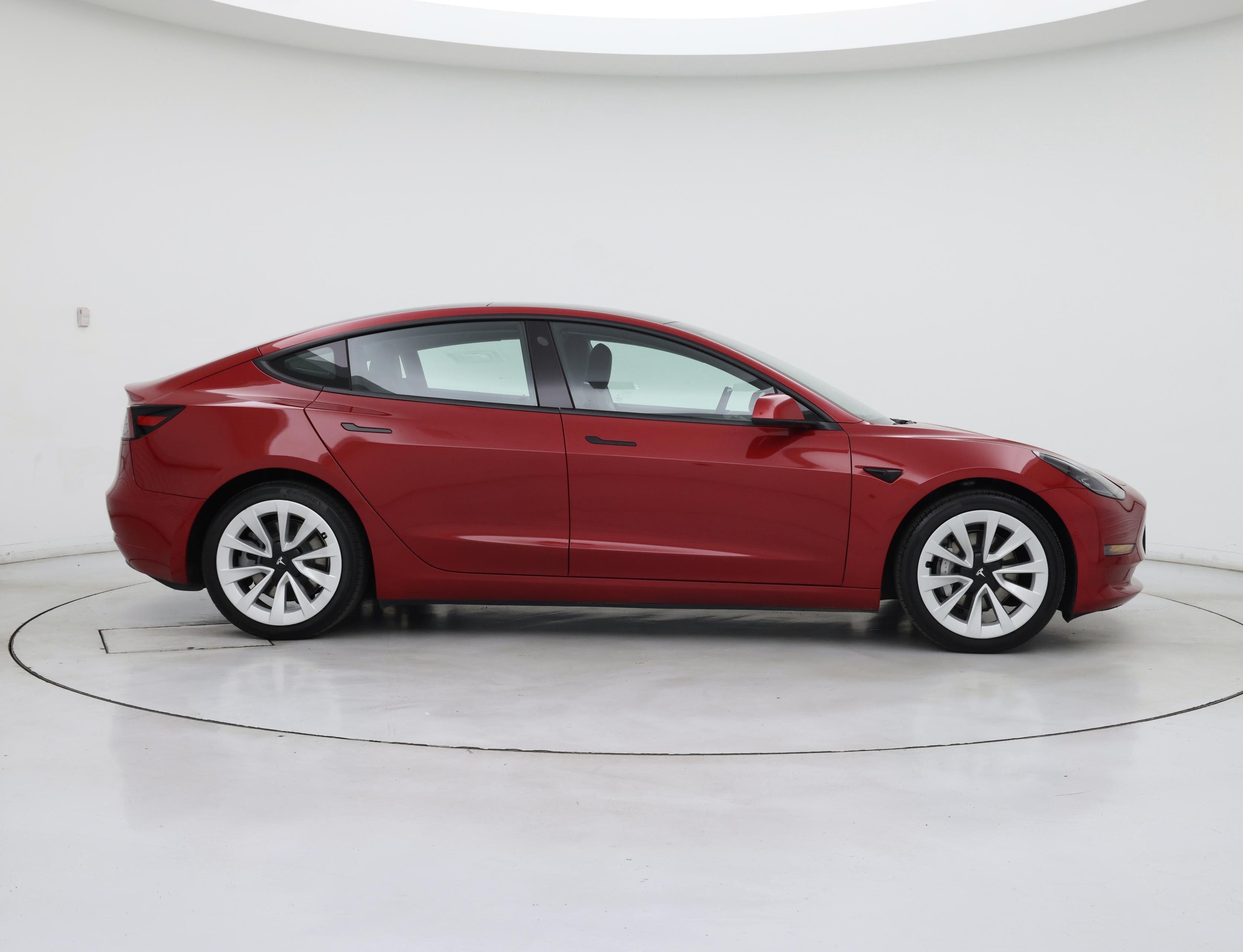 Thumbnail: 2021 Tesla Model 3 - 7