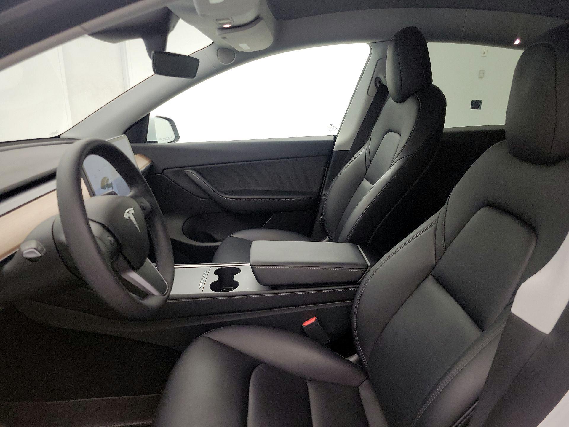 Thumbnail: 2021 Tesla Model Y - 11