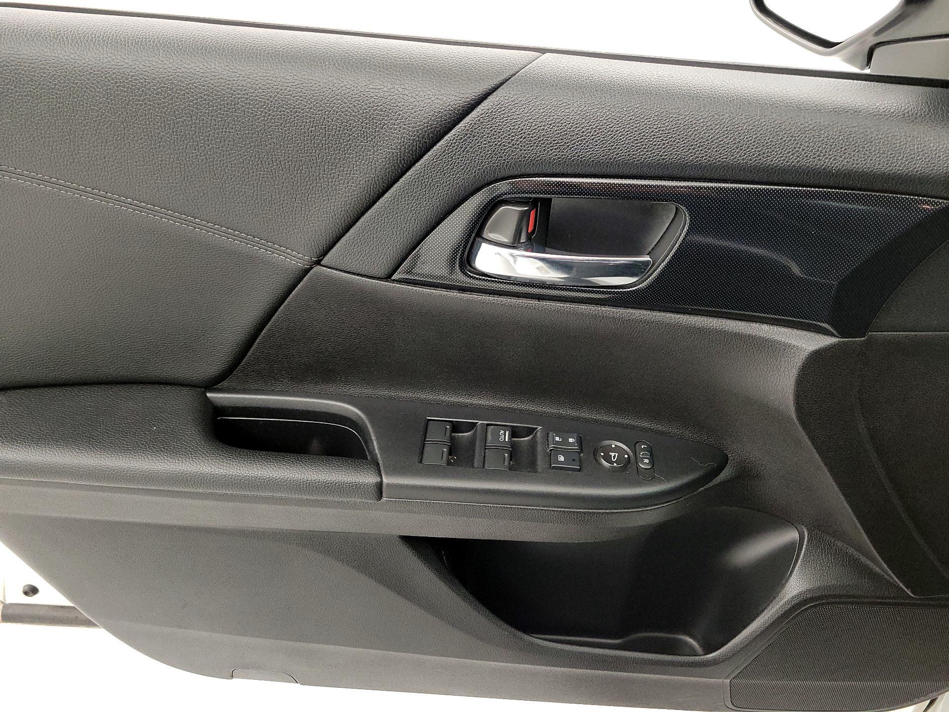 Thumbnail: 2014 Honda Accord - 12