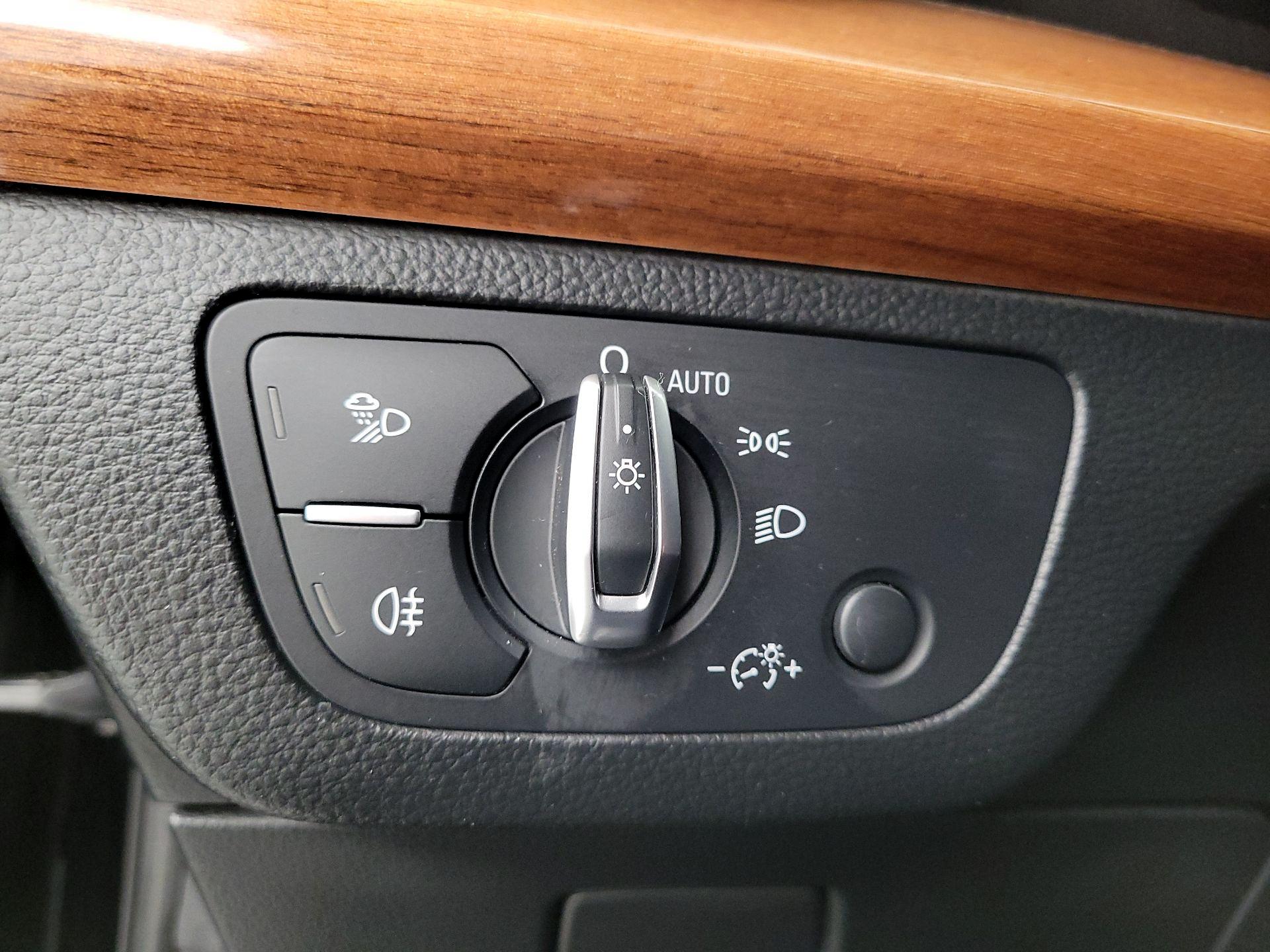 Thumbnail: 2021 Audi Q5 - 13