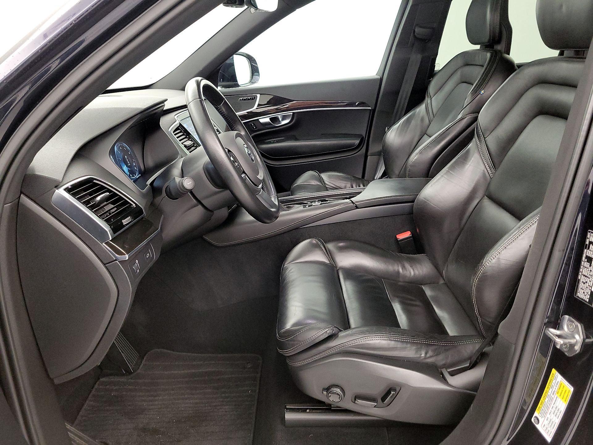 Thumbnail: 2017 Volvo XC90 - 11