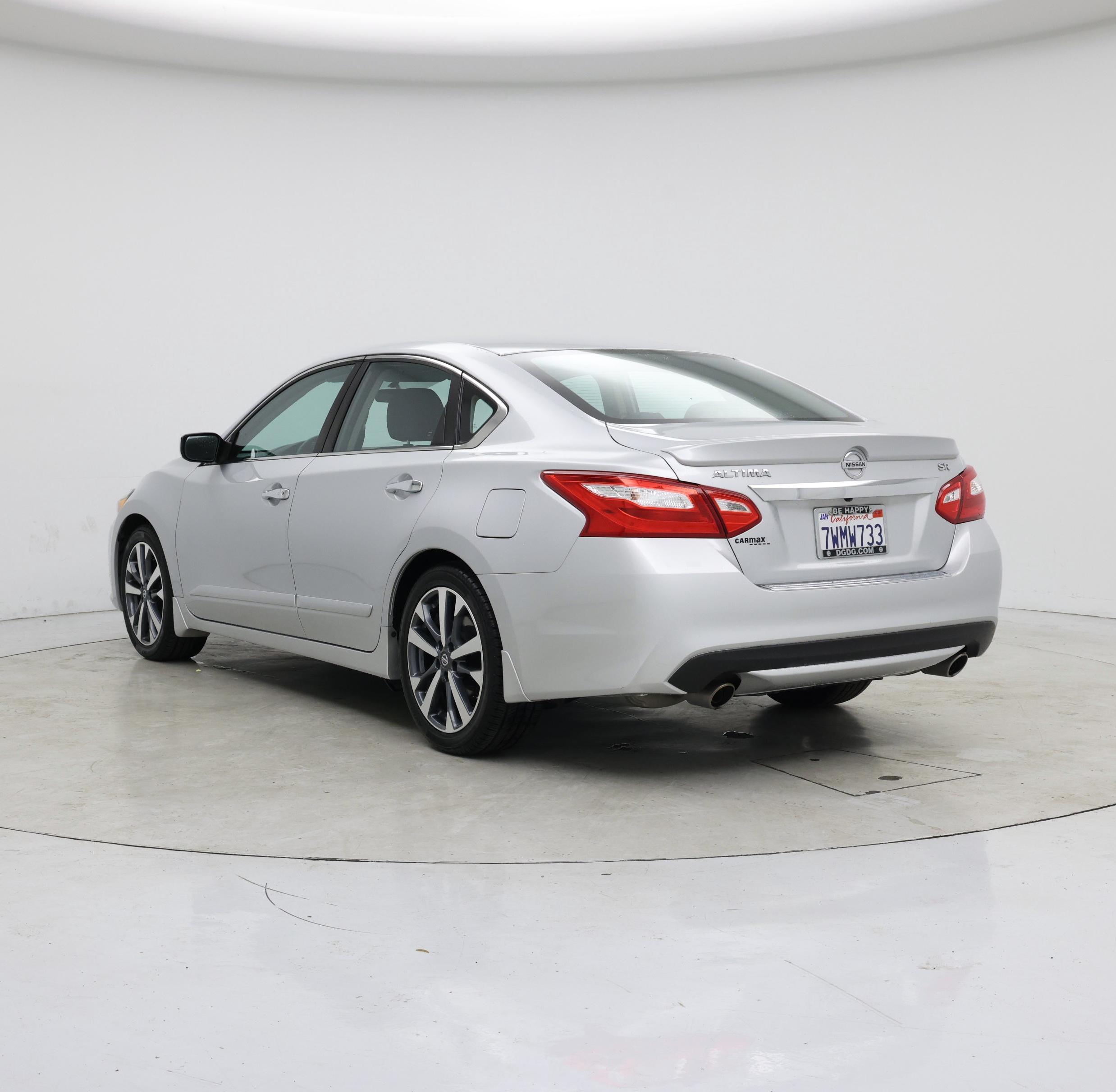 Thumbnail: 2016 Nissan Altima - 2