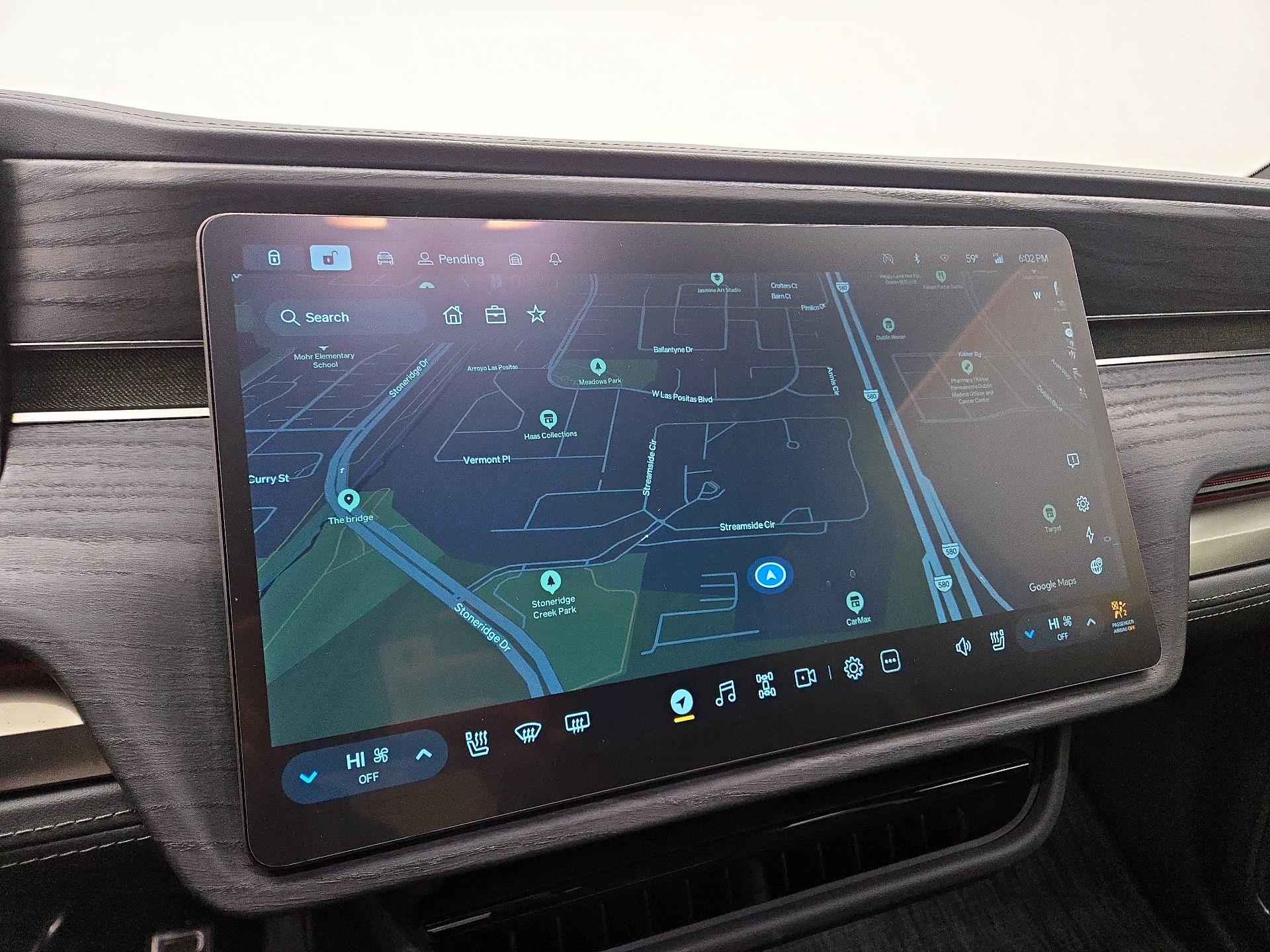 Thumbnail: 2024 Rivian R1T - 13