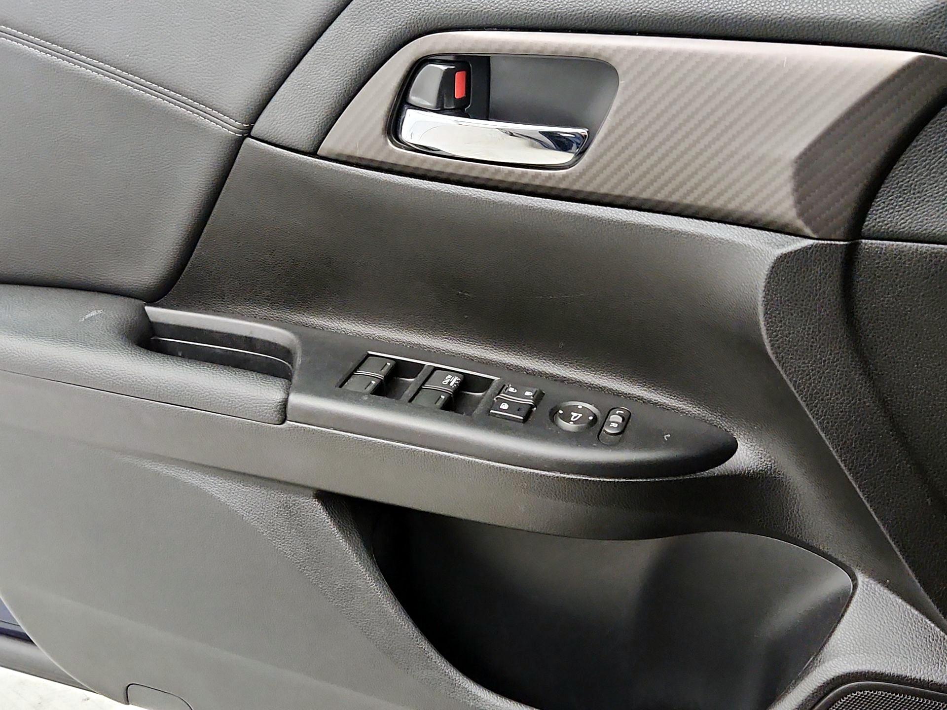 Thumbnail: 2017 Honda Accord - 12