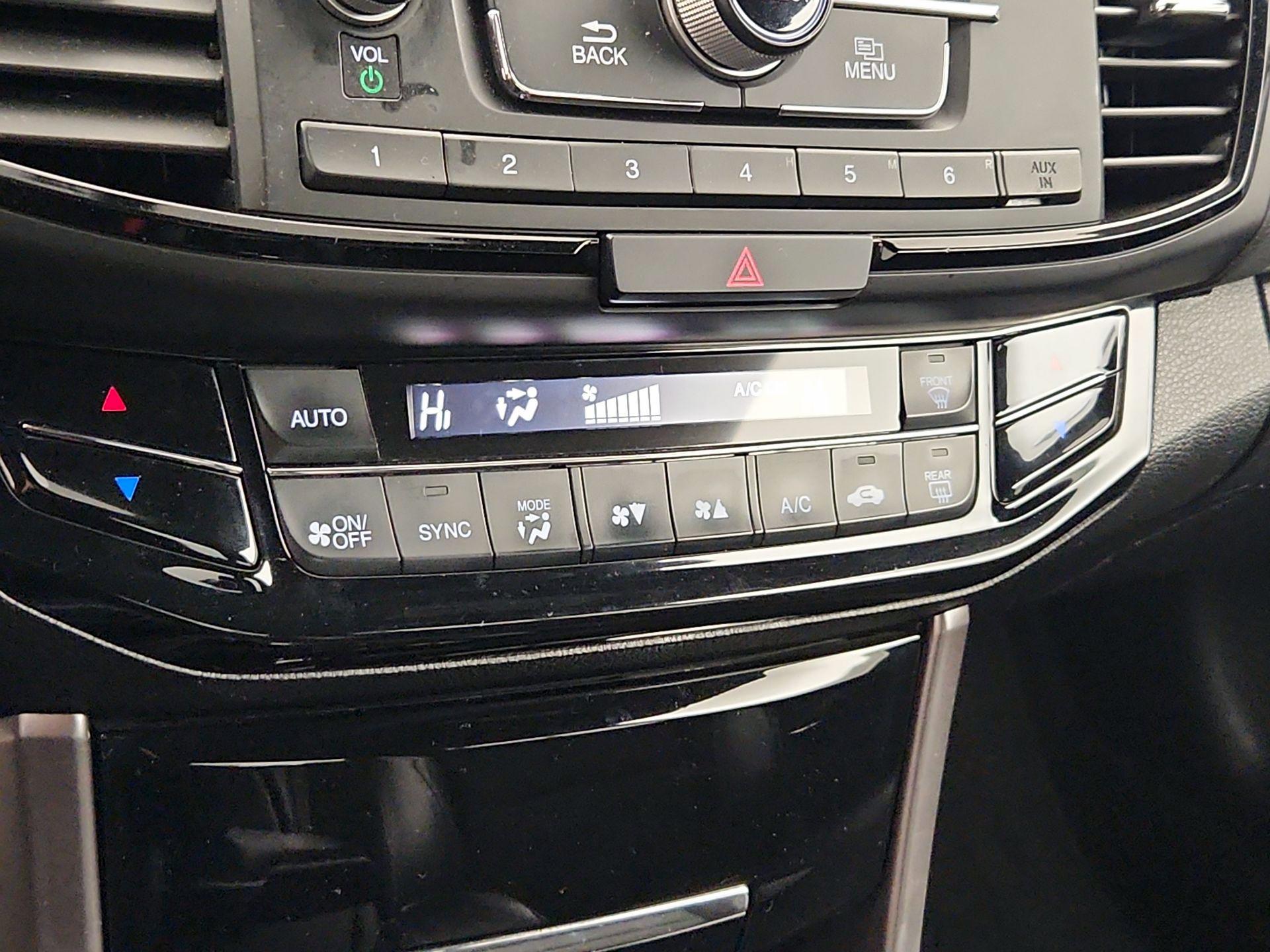 Thumbnail: 2017 Honda Accord - 16