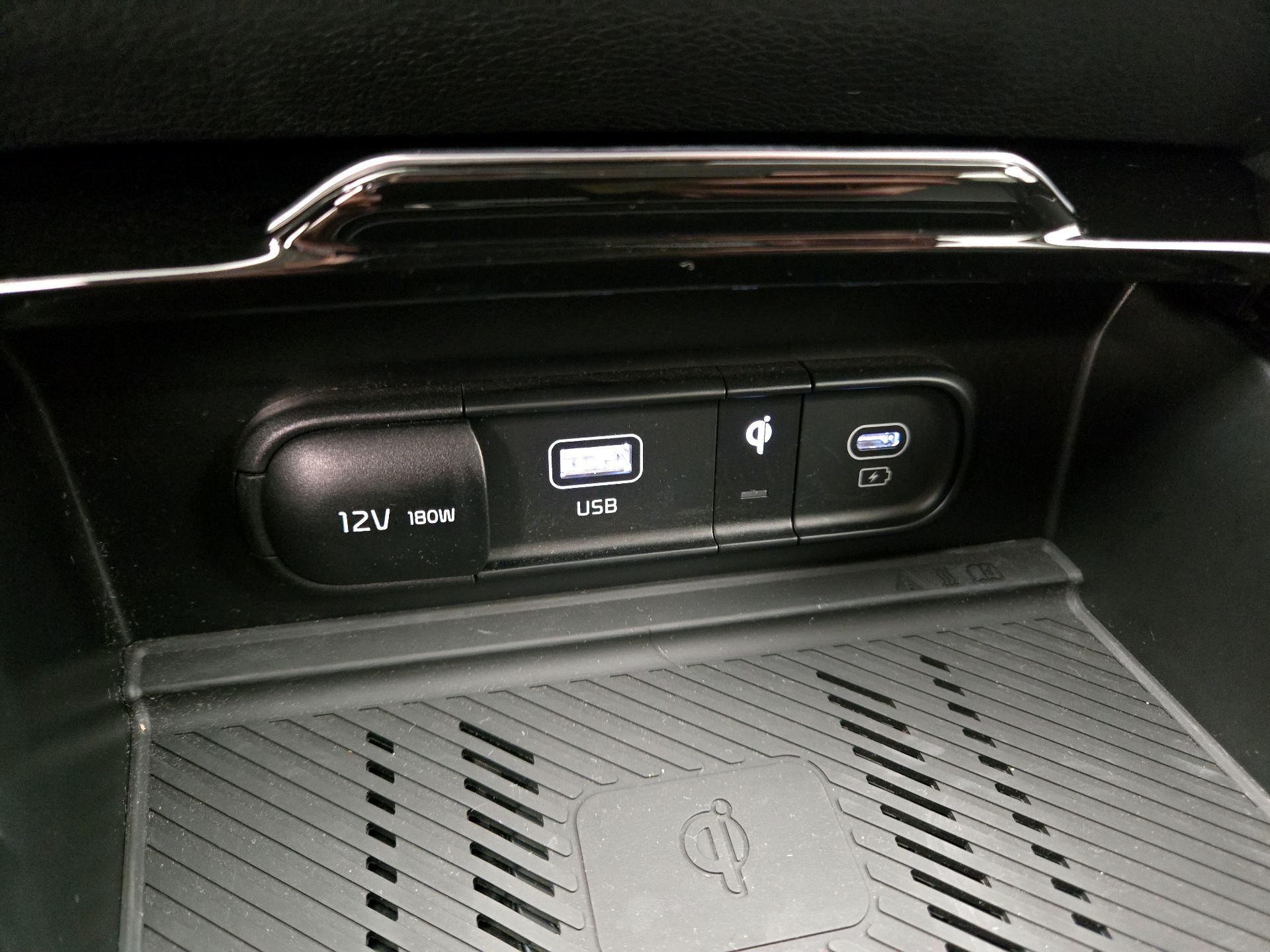 Thumbnail: 2023 Kia Sportage - 19