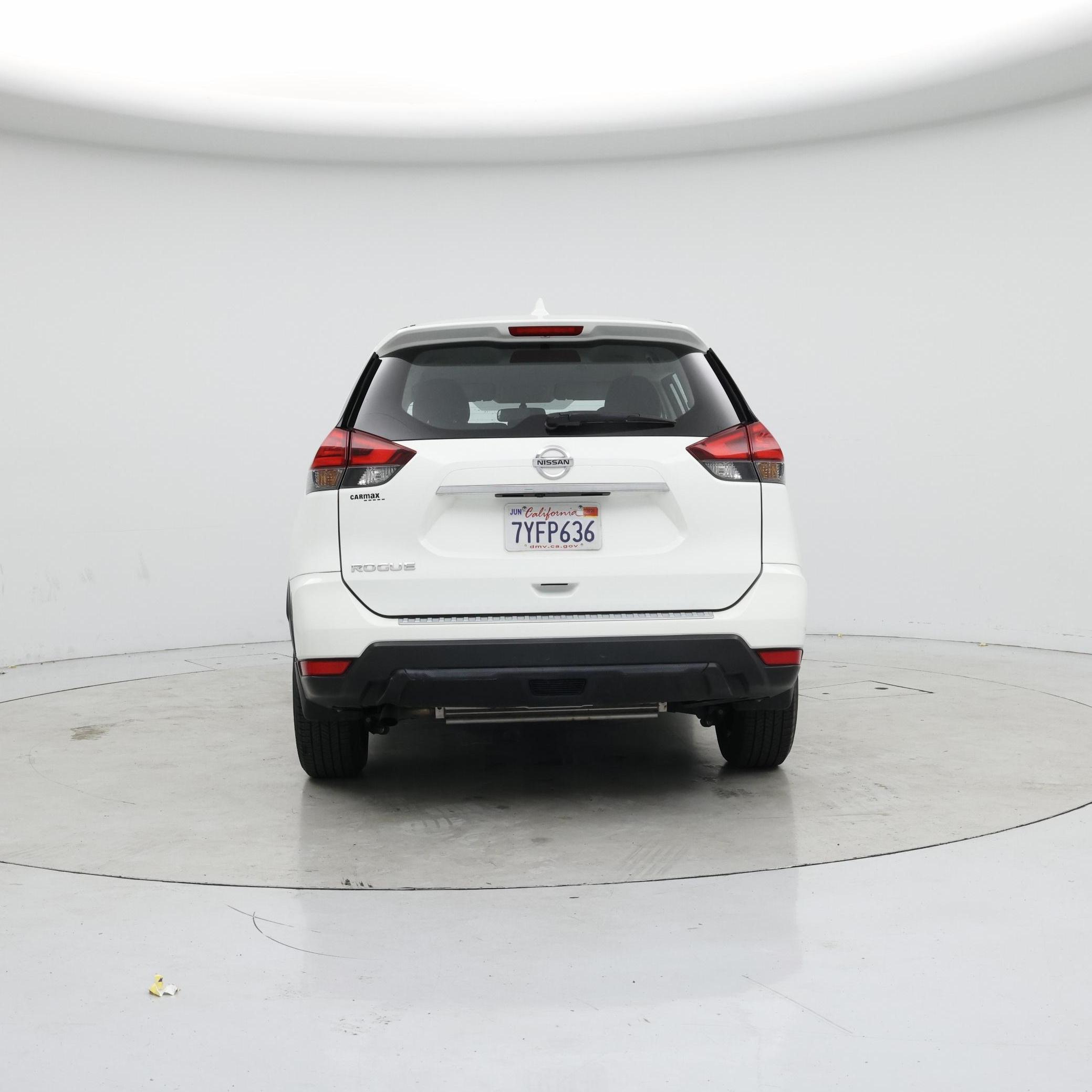 Thumbnail: 2017 Nissan Rogue - 6