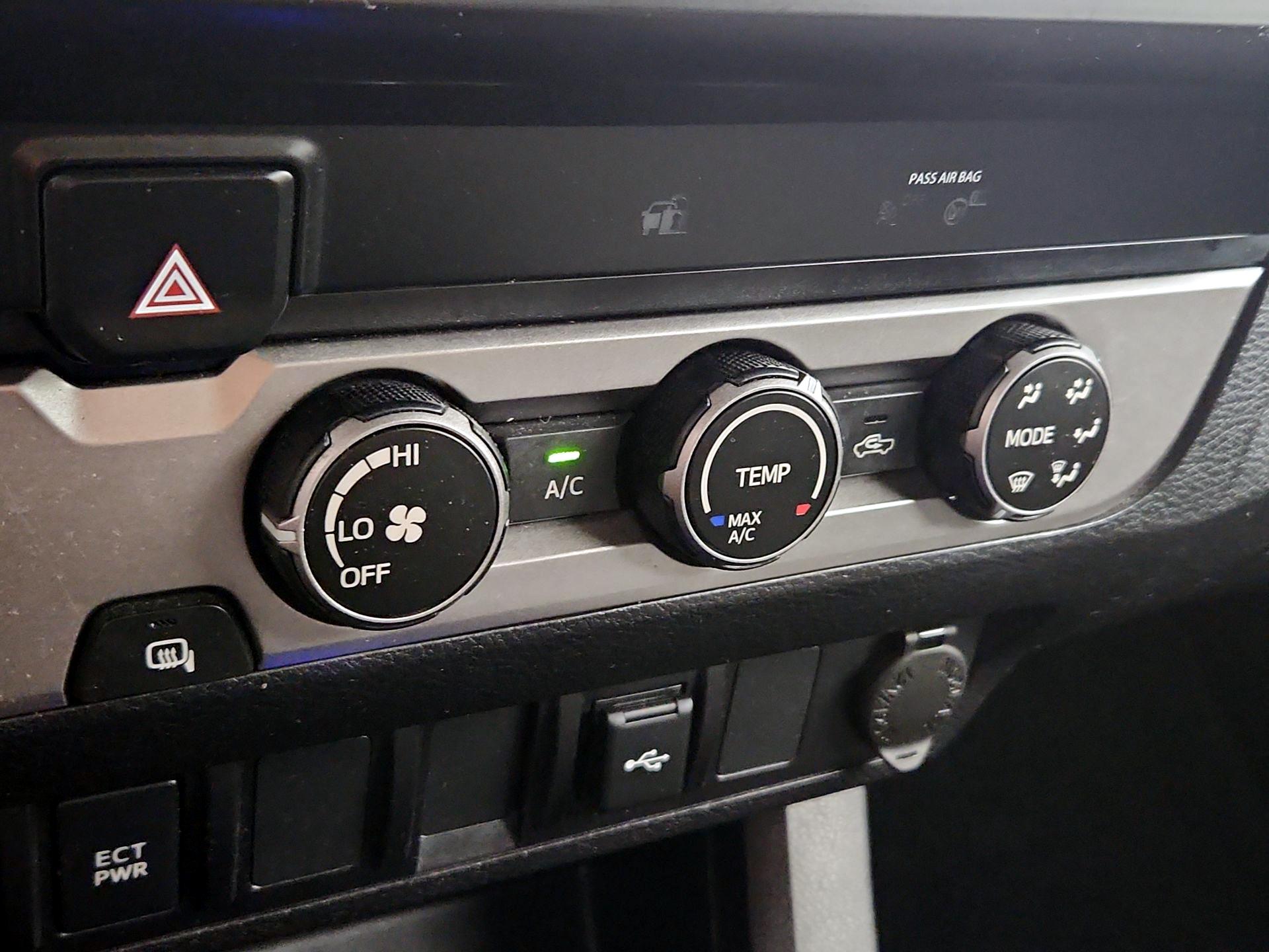 Thumbnail: 2023 Toyota Tacoma - 16