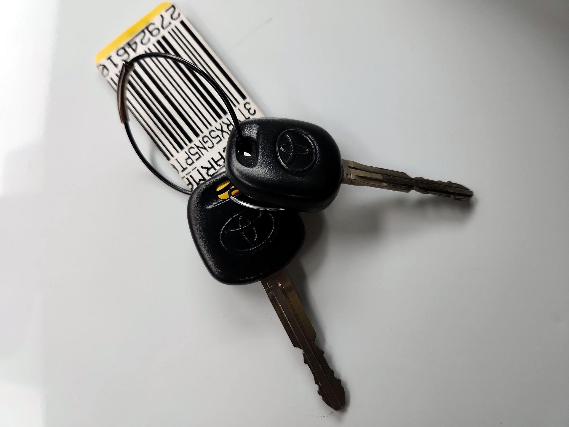 Thumbnail: 2023 Toyota Tacoma - 20