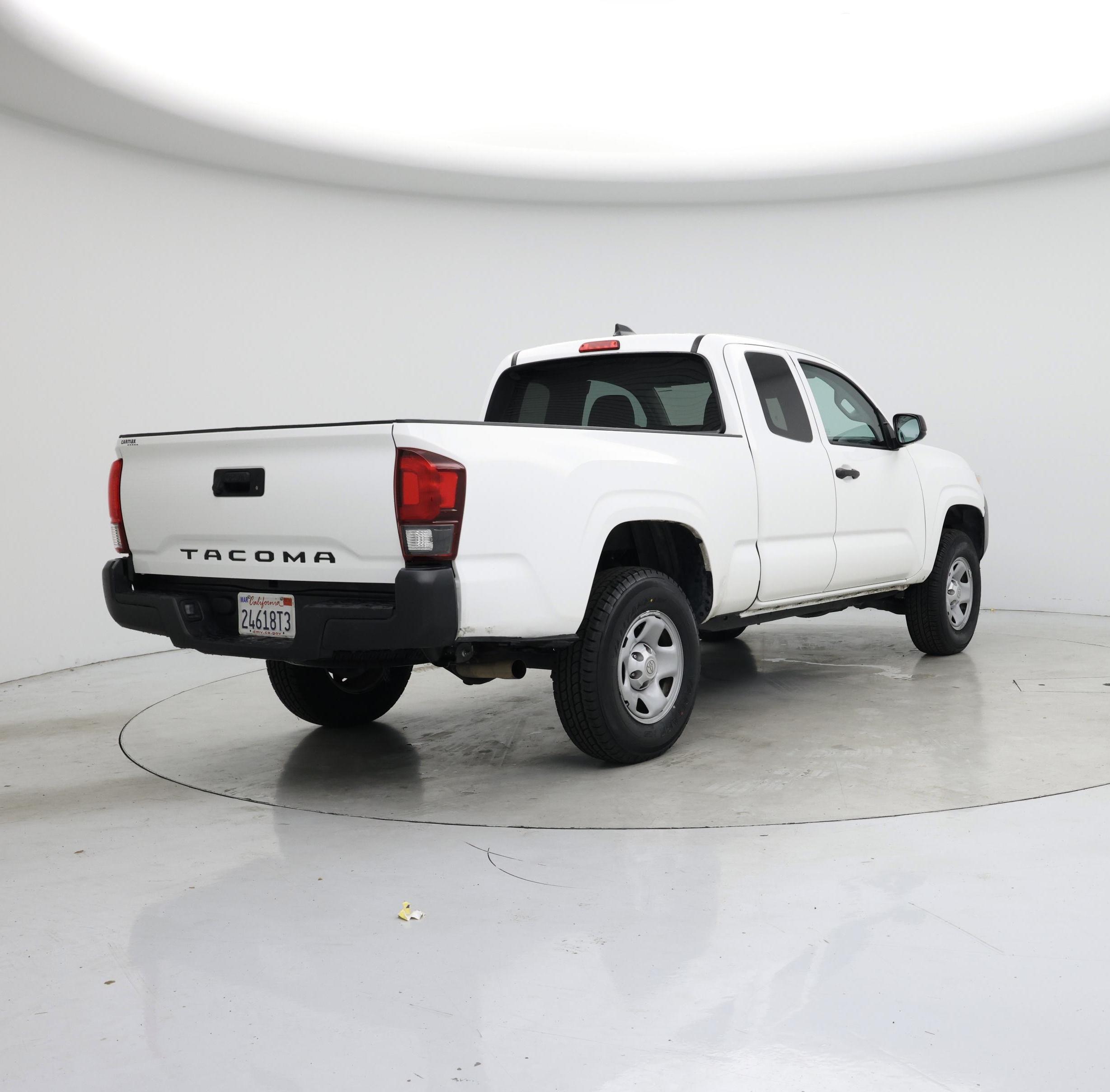 Thumbnail: 2023 Toyota Tacoma - 8