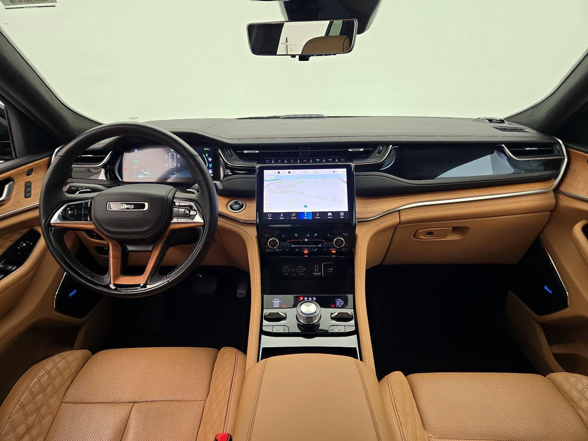 Thumbnail: 2022 Jeep Grand Cherokee - 9