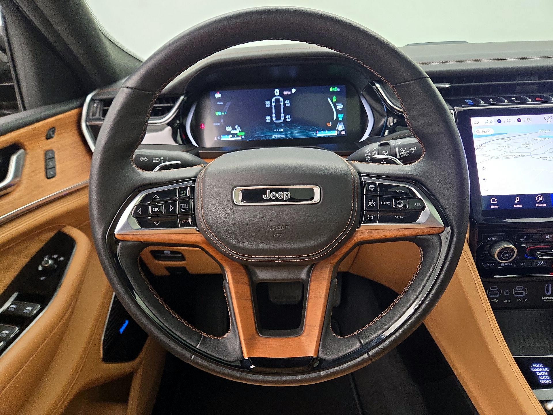 Thumbnail: 2022 Jeep Grand Cherokee - 10