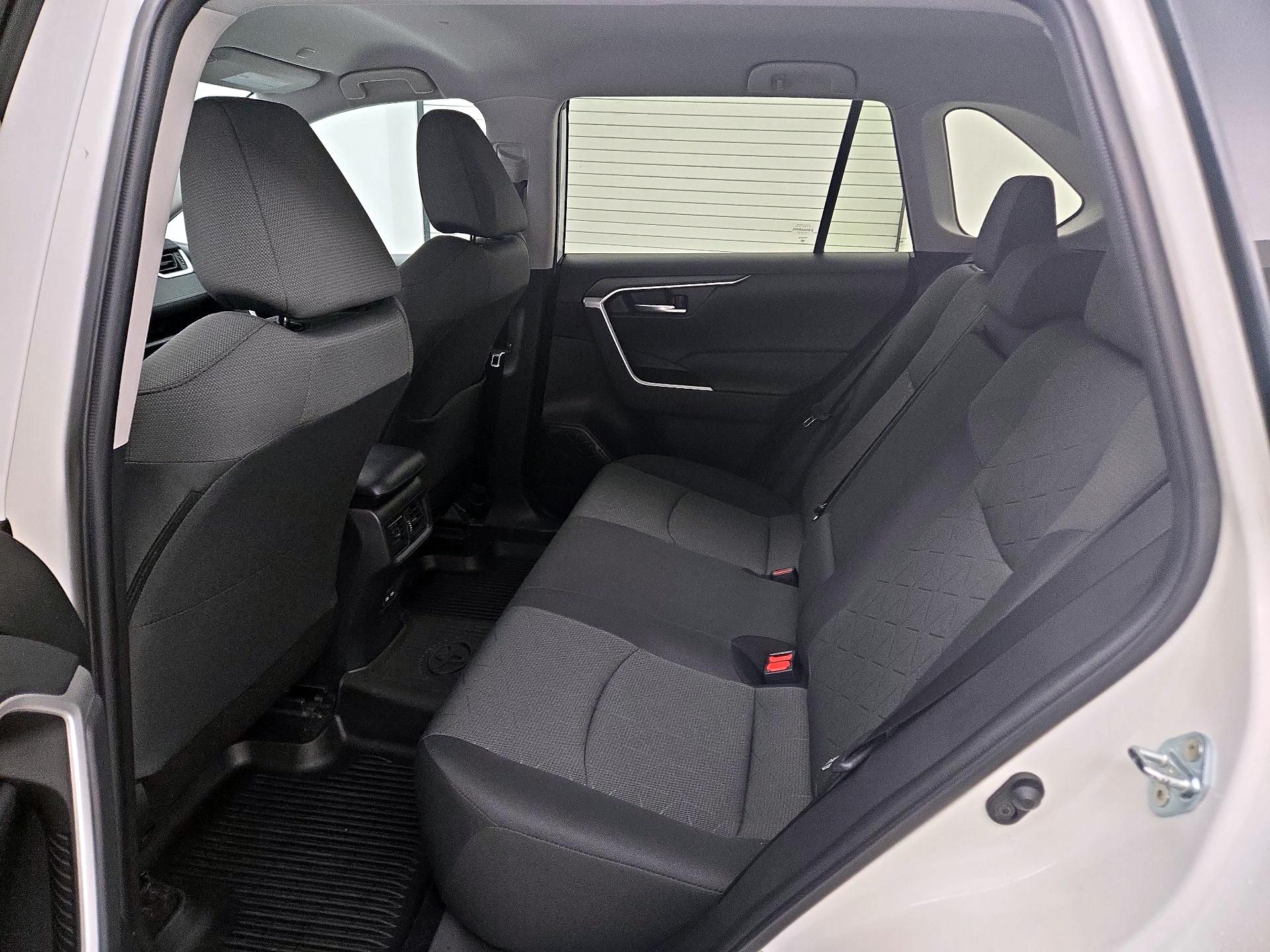 Thumbnail: 2023 Toyota RAV4 - 18