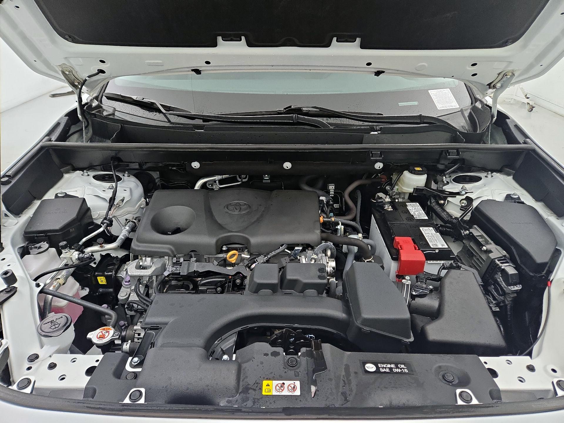 Thumbnail: 2023 Toyota RAV4 - 20