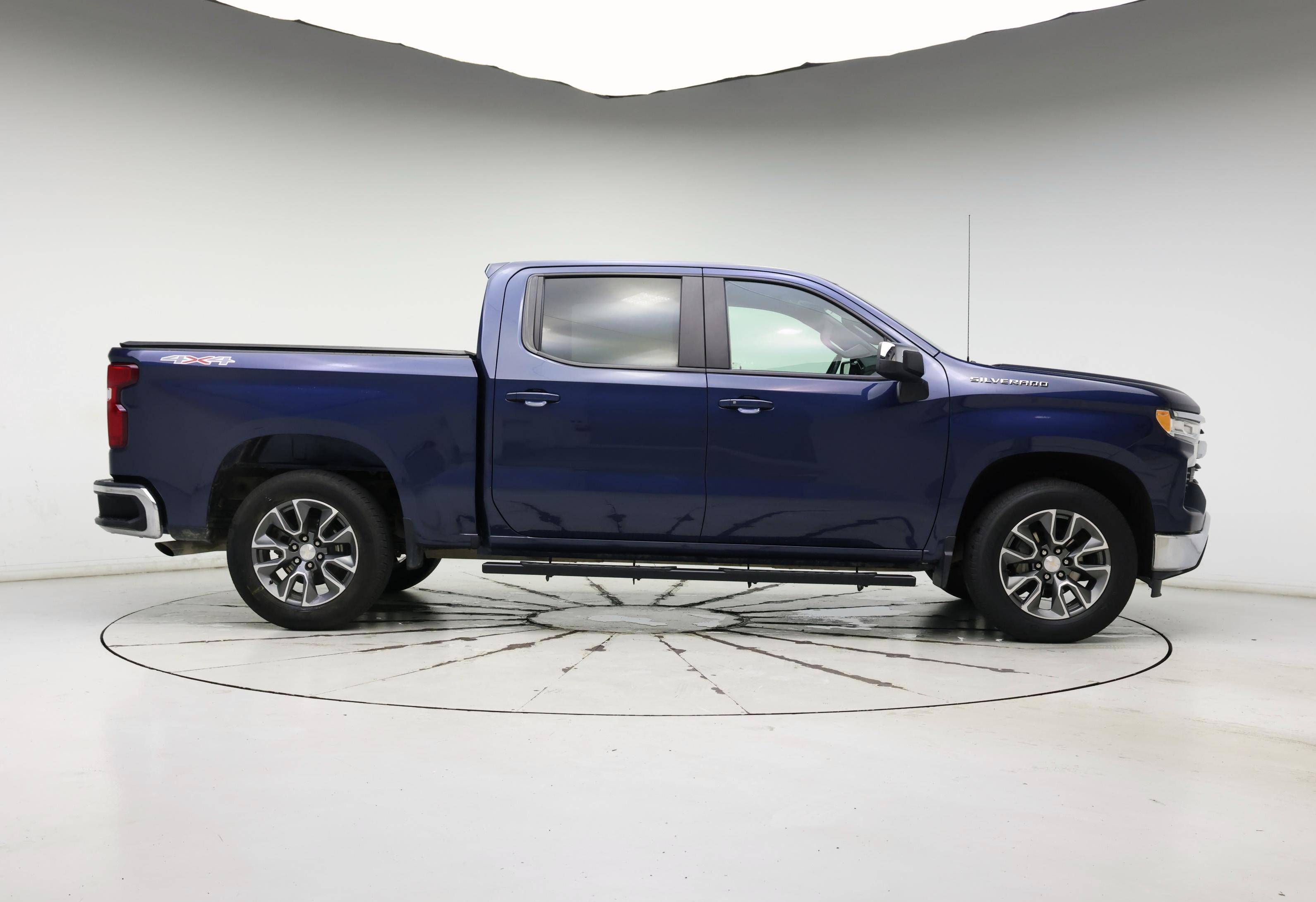 Thumbnail: 2023 Chevrolet Silverado 1500 - 7