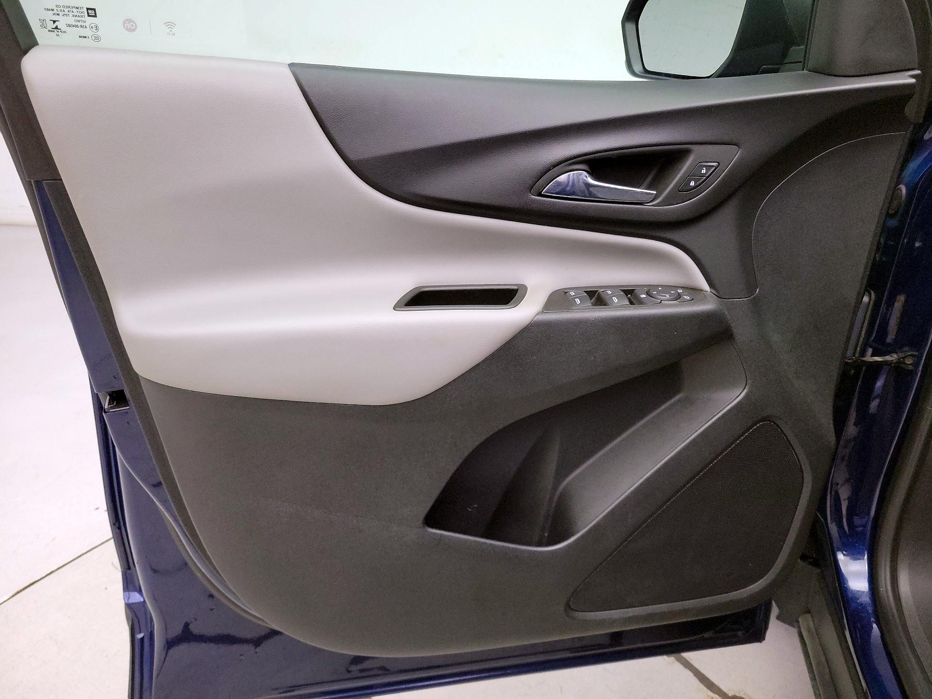 Thumbnail: 2022 Chevrolet Equinox - 12