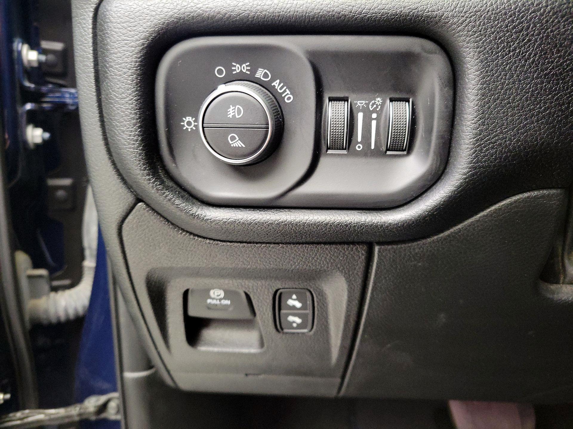 Thumbnail: 2022 RAM 1500 - 13