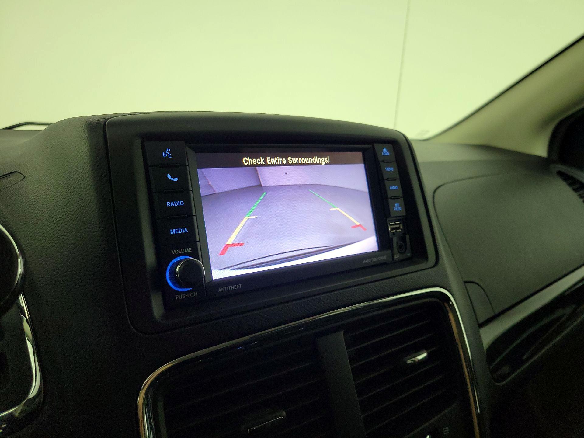 Thumbnail: 2018 Dodge Grand Caravan - 14