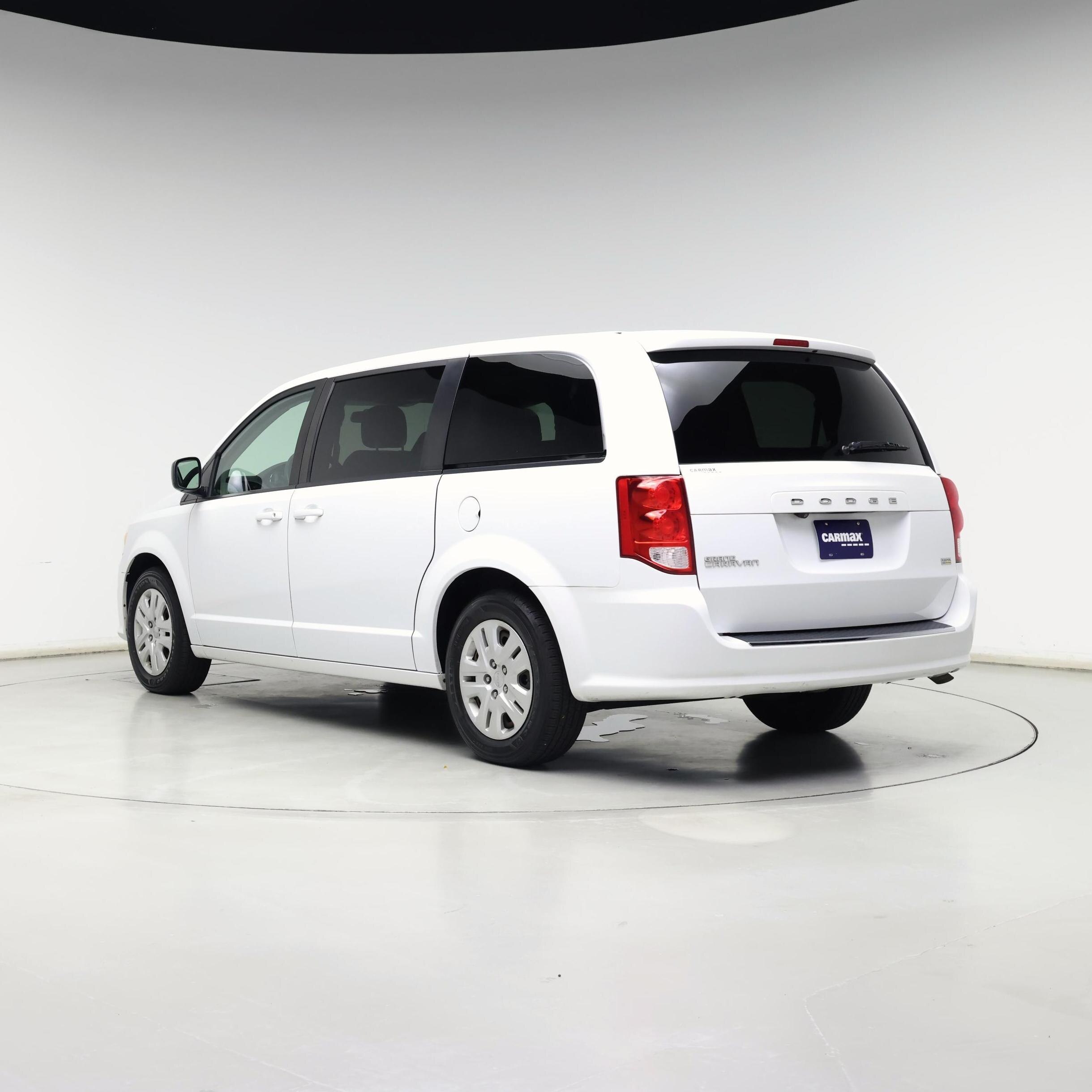 Thumbnail: 2018 Dodge Grand Caravan - 2