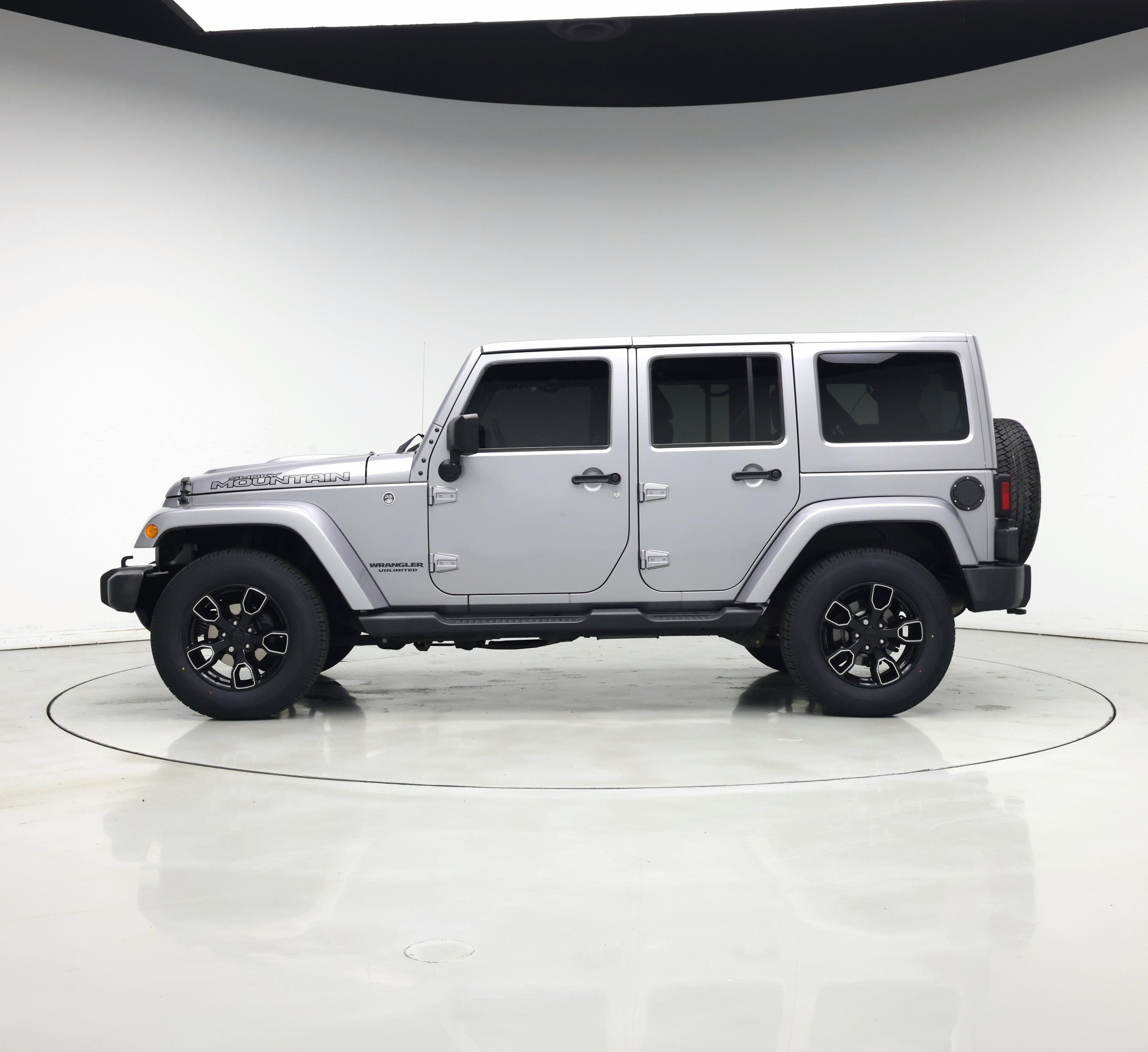 Thumbnail: 2017 Jeep Wrangler - 3