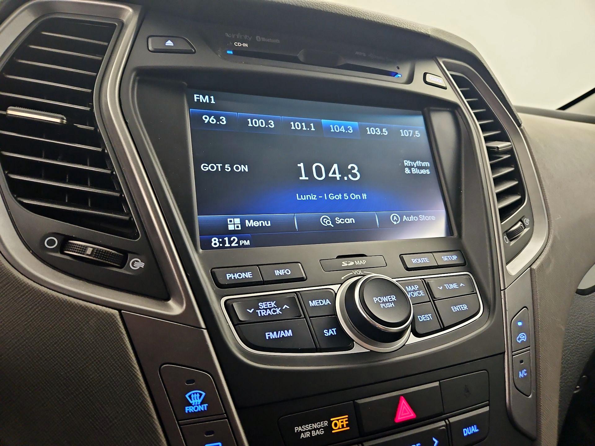 Thumbnail: 2014 Hyundai Santa Fe - 15